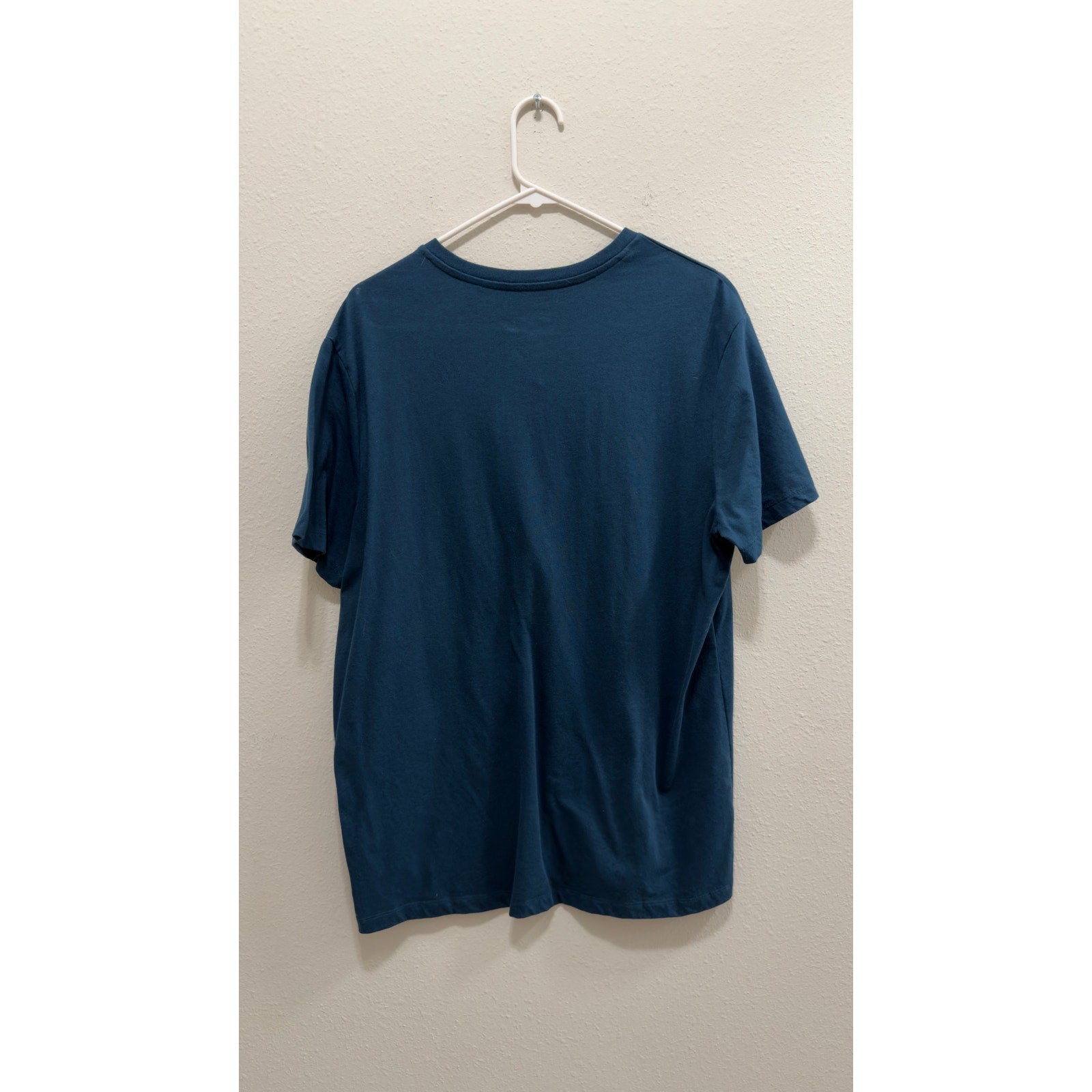 Goodfellow & Co. Men's Lyndale V-Neck T-Shirt 2-Pack Size Large Blue/Burgundy