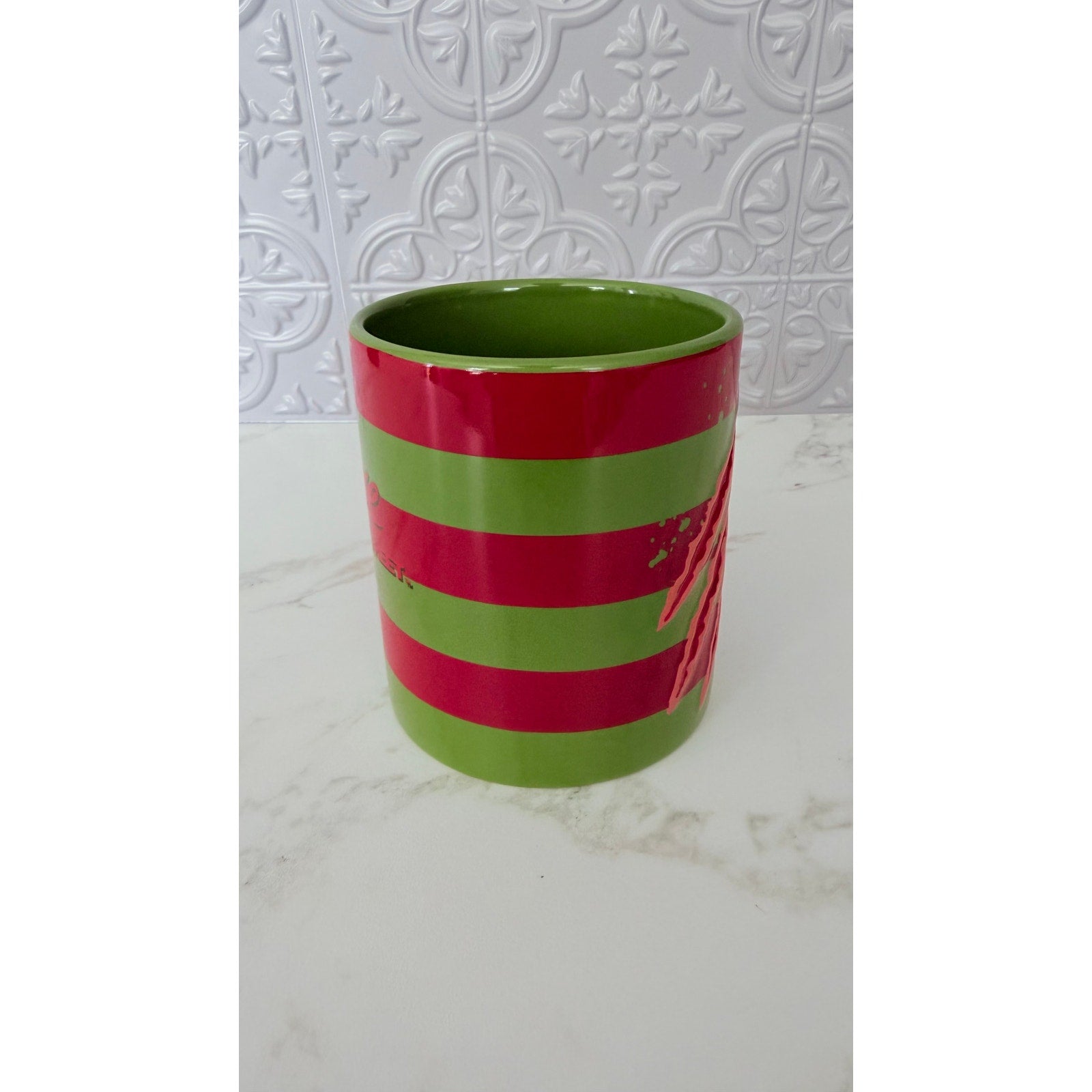 Nightmare on Elm Street Freddy Krueger Sweater Claw Ceramic Coffee Mug 20oz NEW