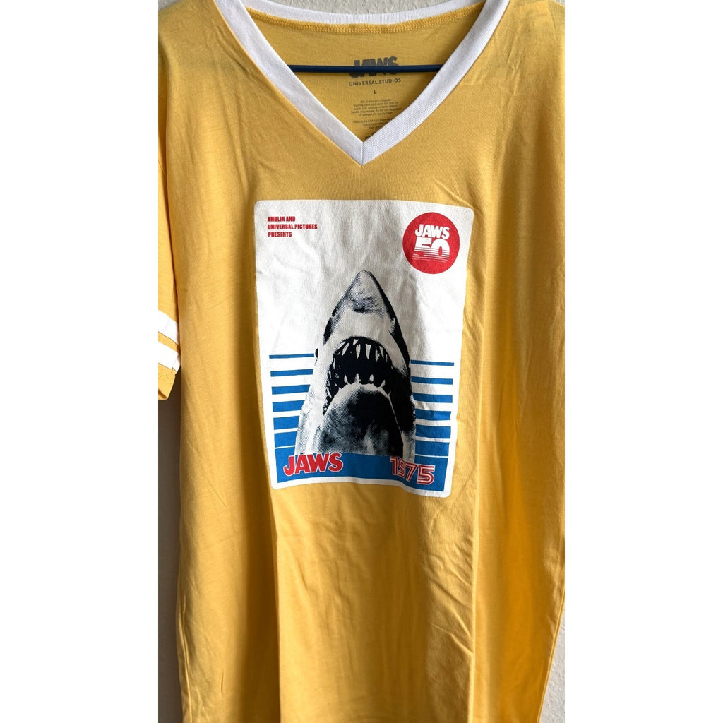 NEW Jaws 50th Anniversary Universal Studios Ringer V-Neck T-Shirt - Large