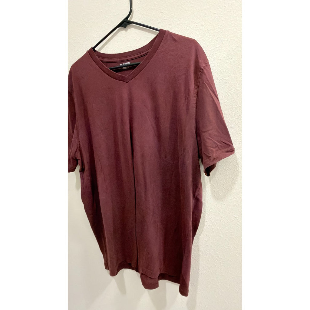 Old Navy Men's V-Neck T-Shirt - Size XL - Raisin / Arizona Rust