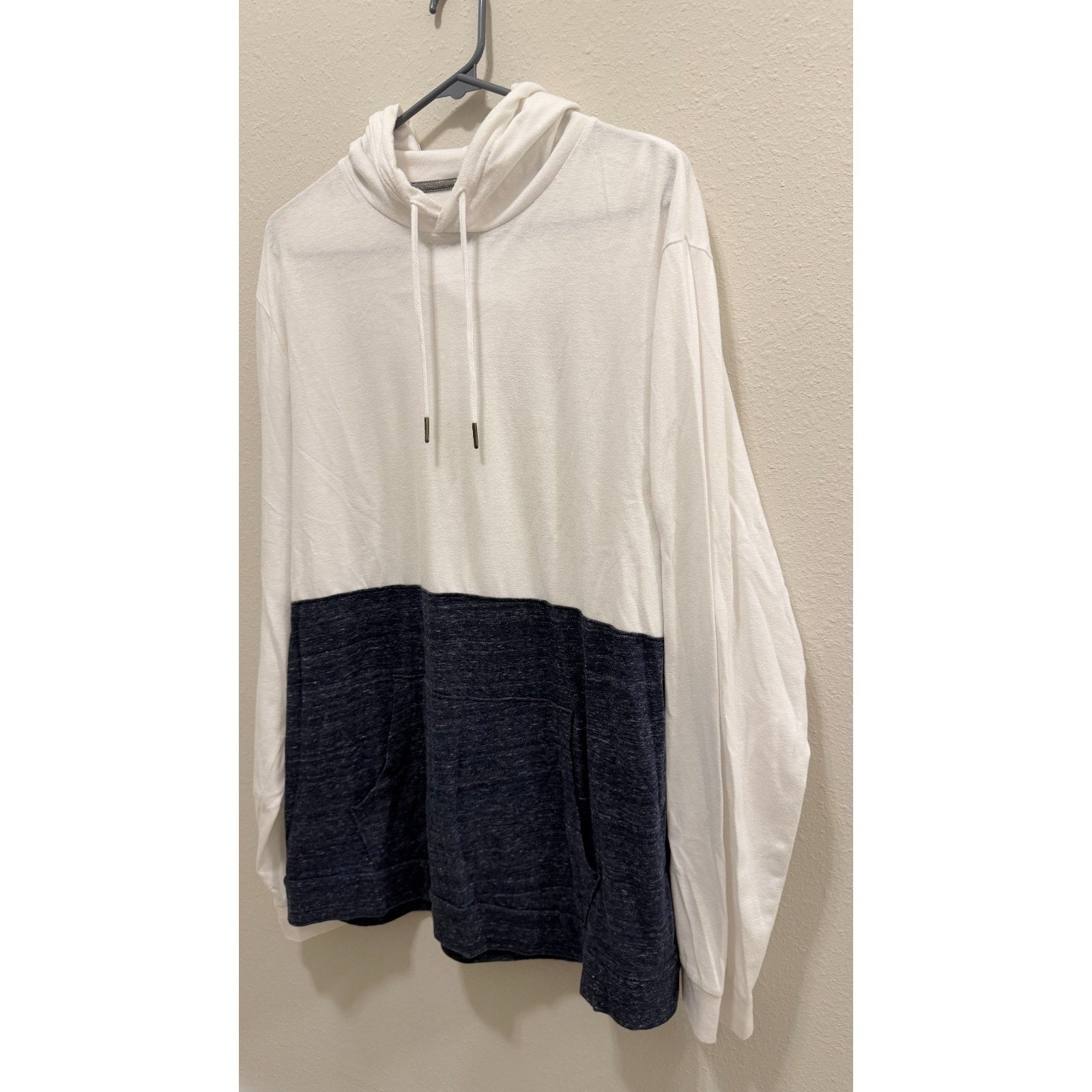 Adult Large Color Block Hoodie Long Sleeve Pullover - Kangaroo Pocket - Preowned