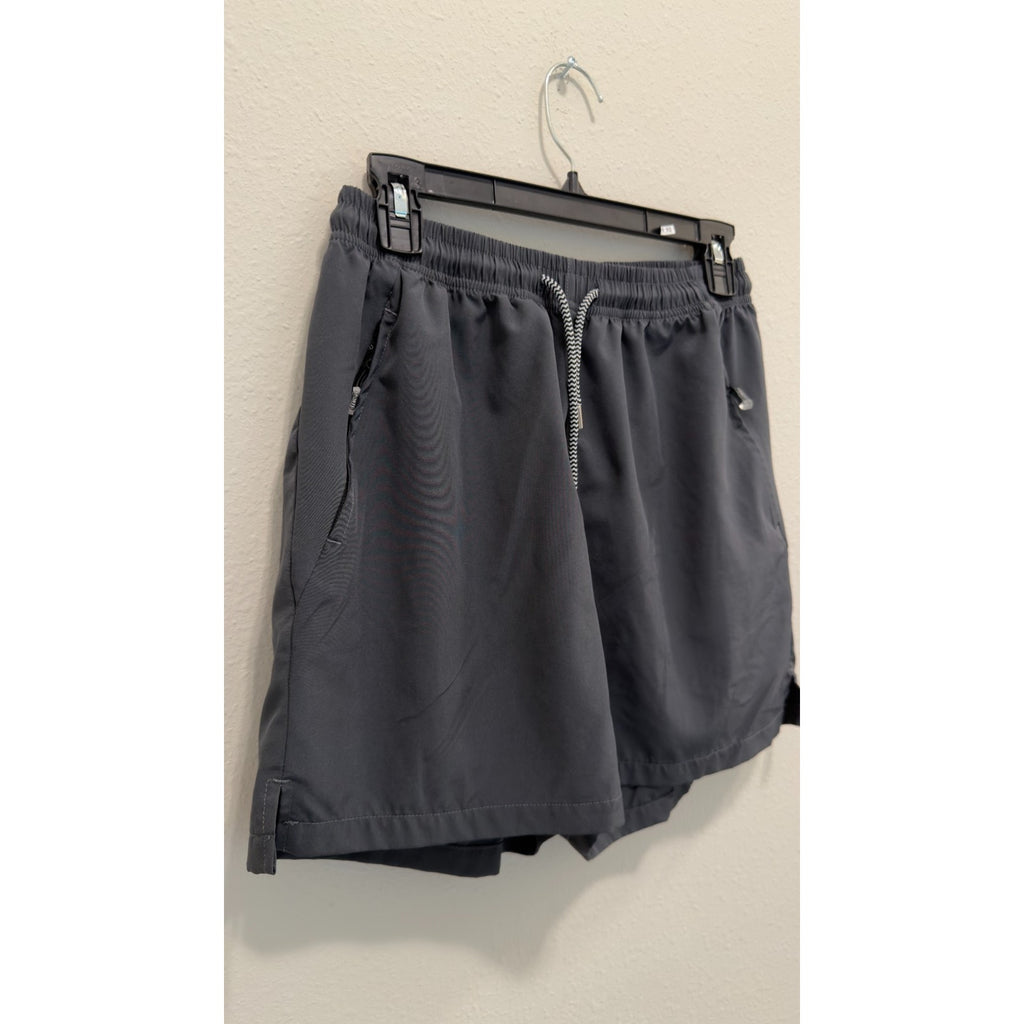 Men's Lightweight Performance Shorts - Size Large (5.5" Inseam)