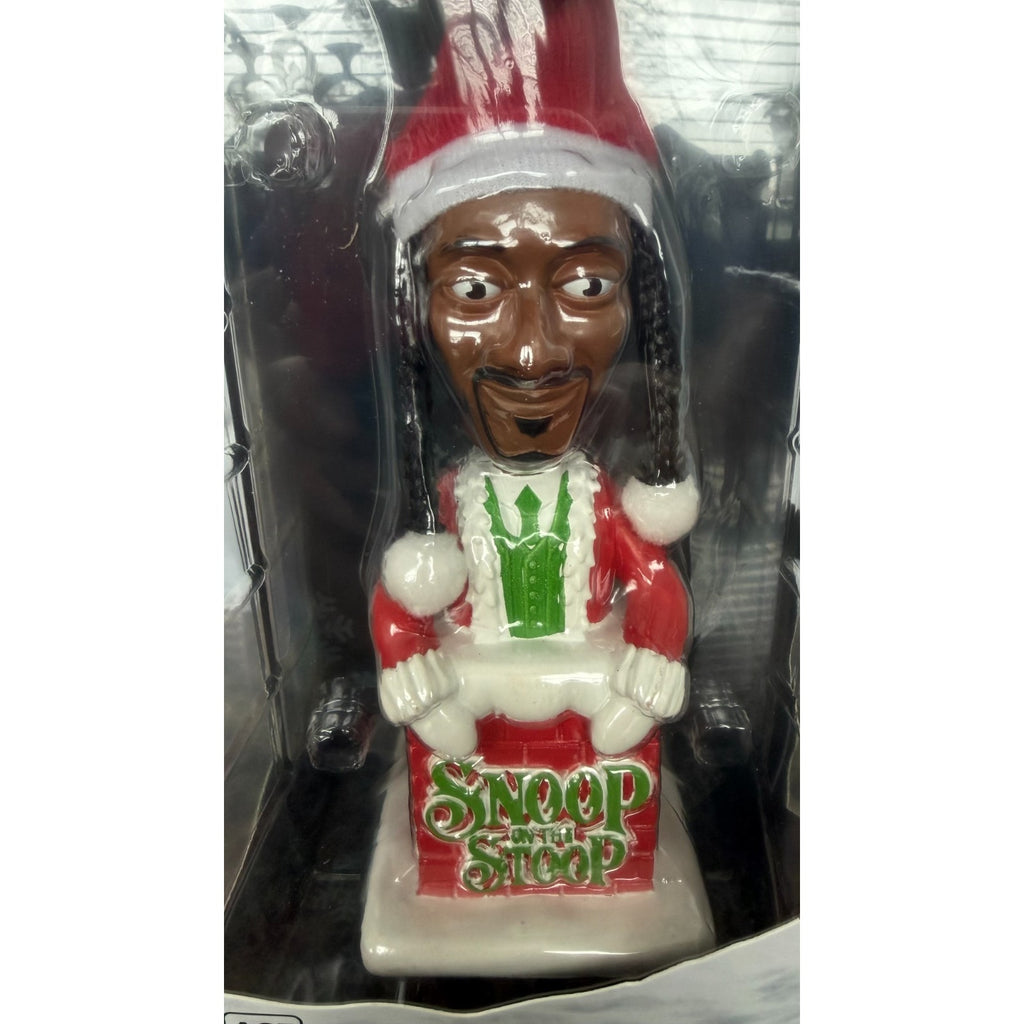 Snoop Dogg "Snoop on The Stoop" Holiday Bobblehead NEW