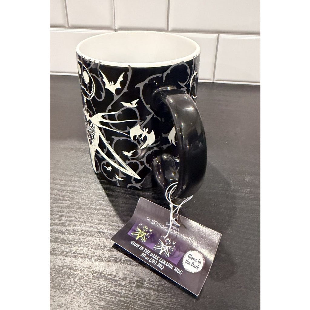 NEW Nightmare Before Christmas 20oz Glow-in-the-Dark Mug – Jack & Bats