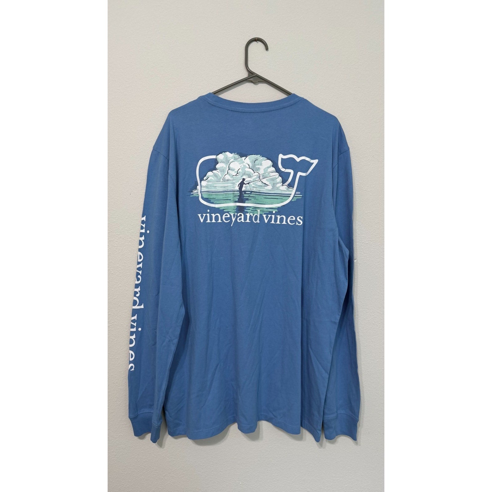 NWT Vineyard Vines Fly Fishing Whale Logo Long-Sleeve Pocket Tee - Adult Large