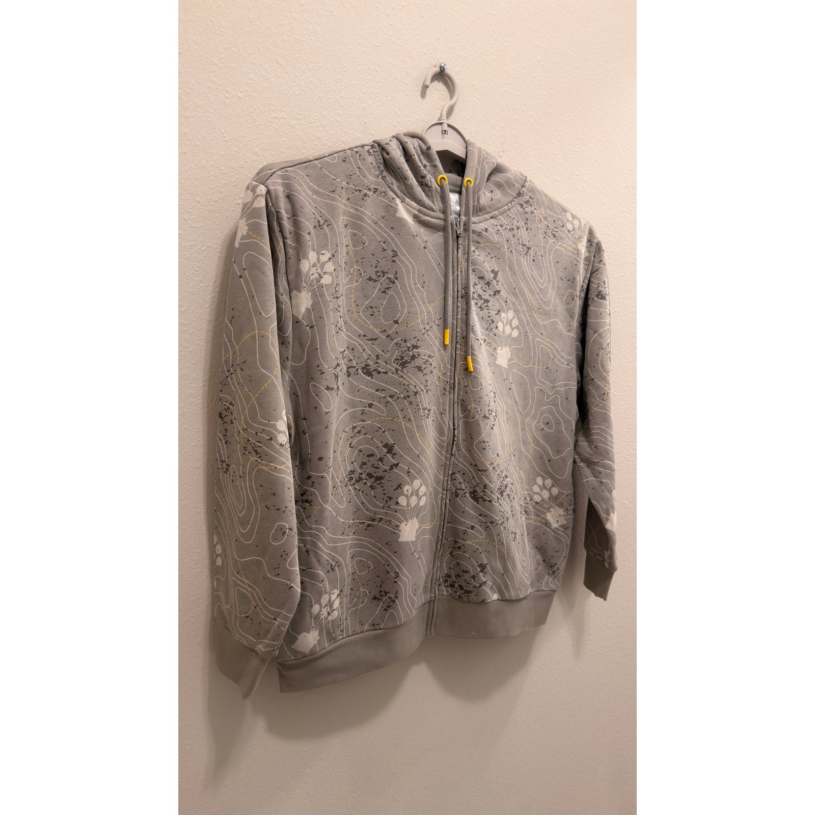 Disney Parks Pixar Up "Visit Paradise Falls" Zip-Up Hoodie Large NWT