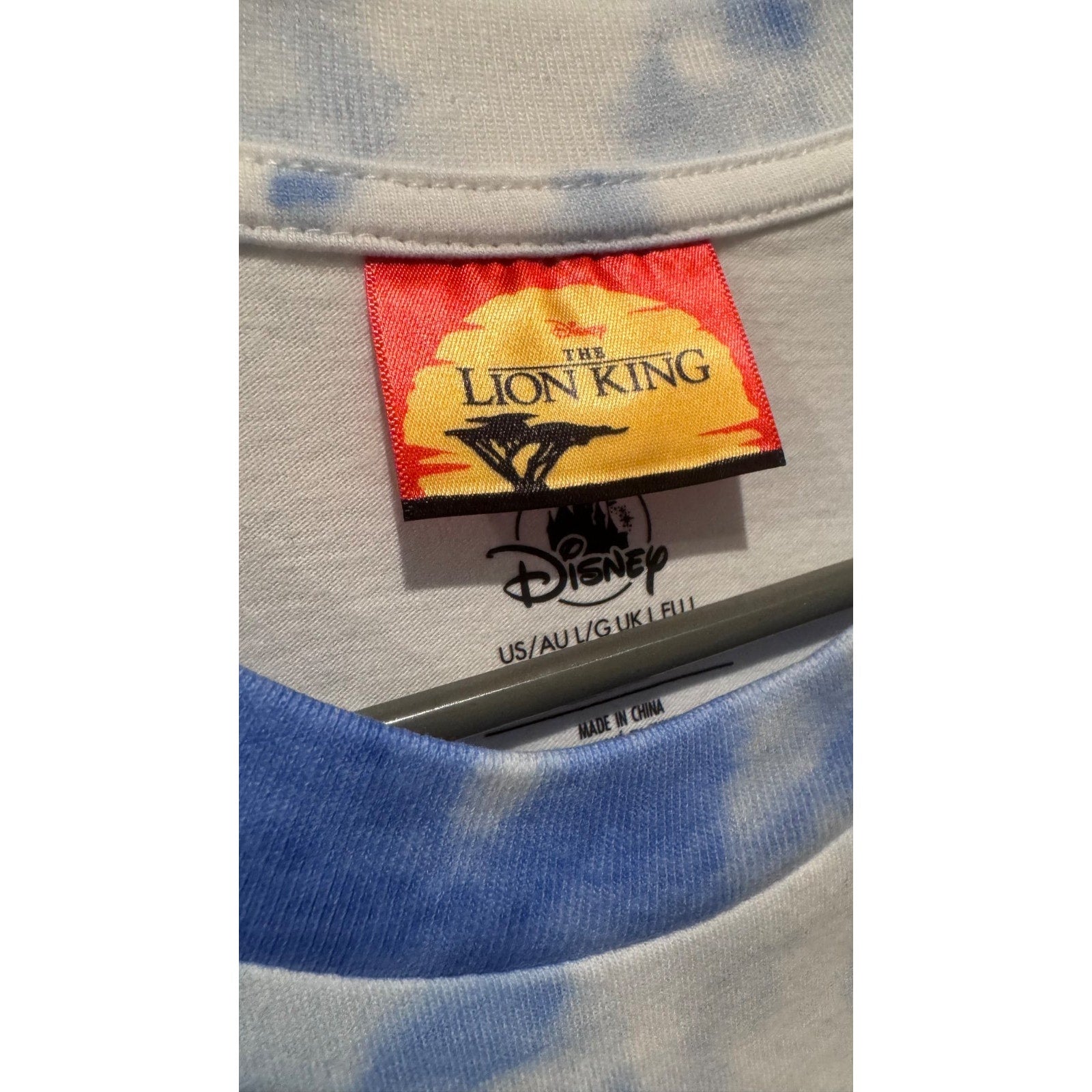 Disney Parks The Lion King Tie-Dye T-Shirt – Timon & Pumbaa – Large NWT
