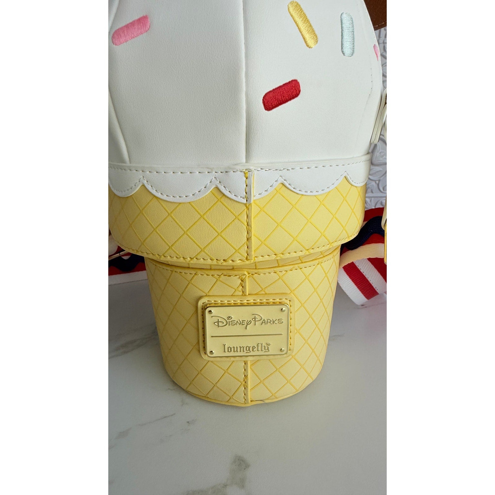 Disney Parks 2026 Beach Club Resort Beaches & Cream Loungefly Crossbody Bag NWT