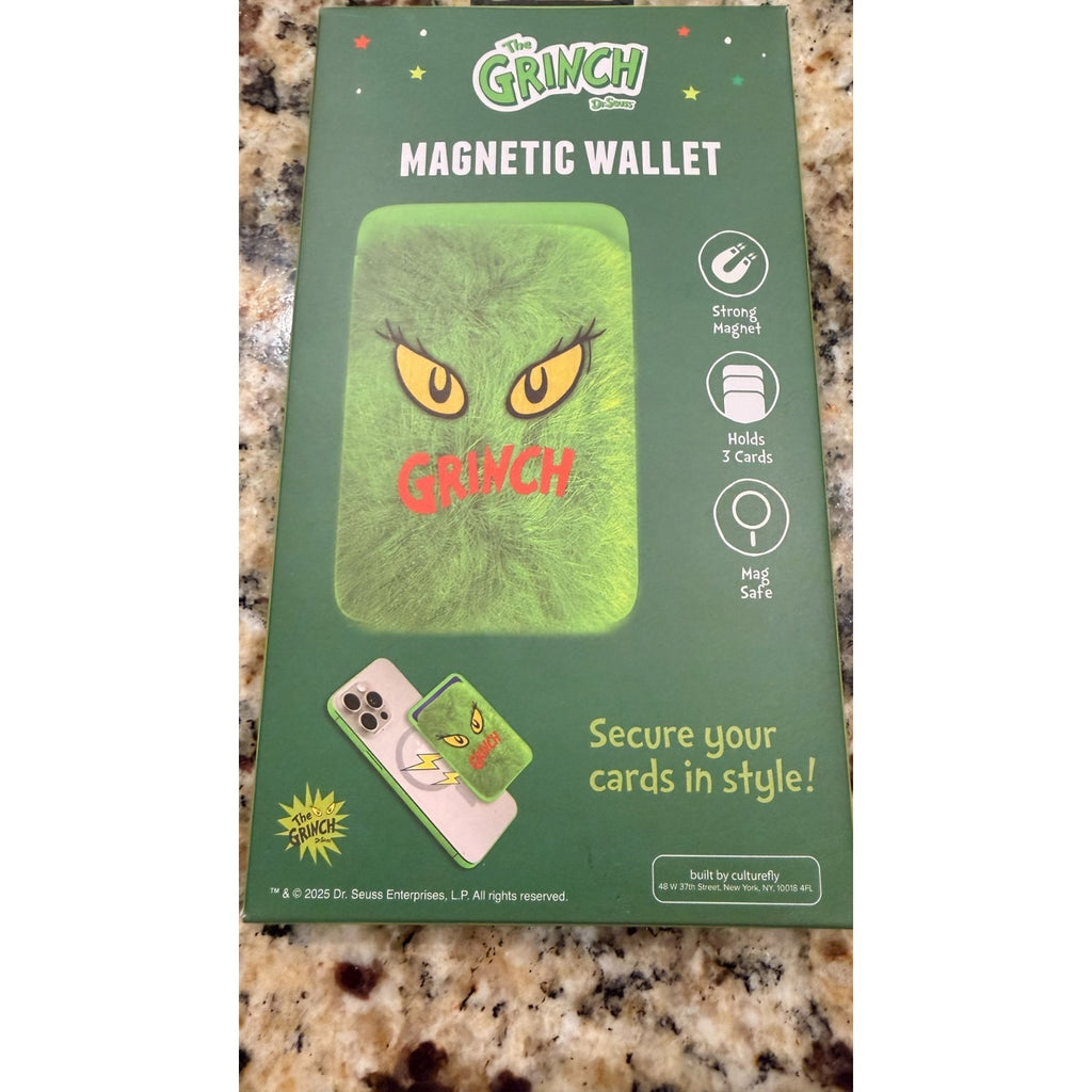 NWT CultureFly The Grinch "Furry Face" Magnetic MagSafe Wallet