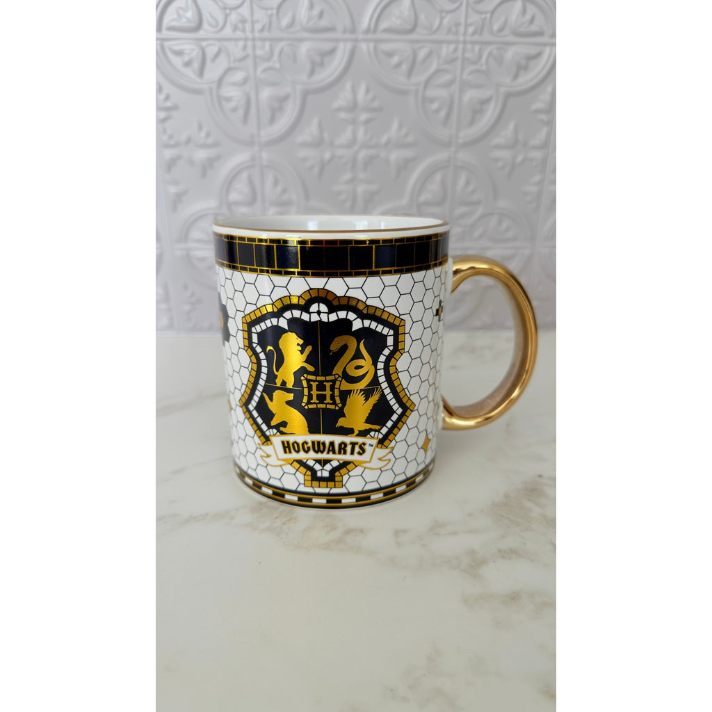 Harry Potter Hogwarts Crest Mosaic Ceramic Coffee Mug Gold Handle 20oz NWT