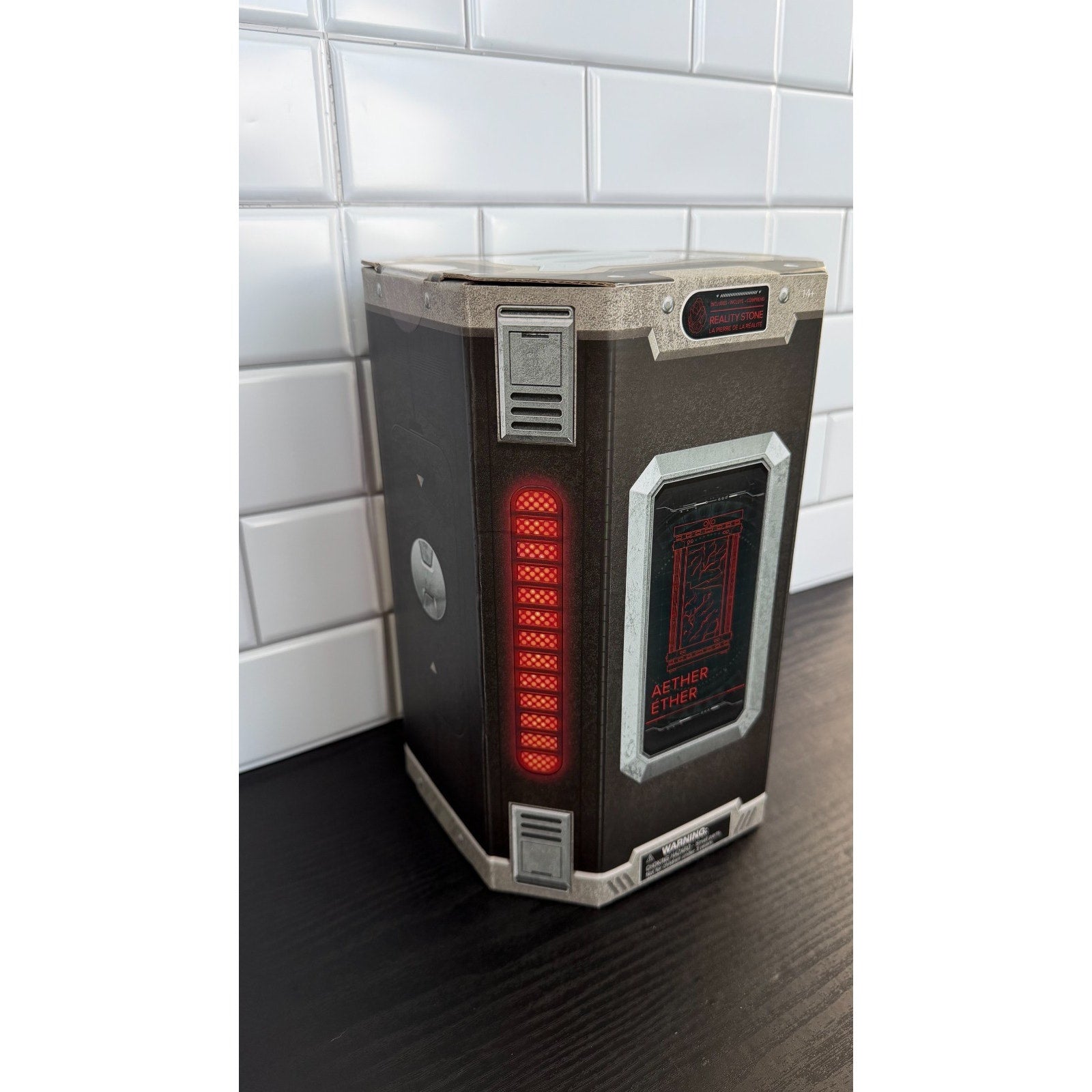 NEW Marvel Aether Containment Unit Light-Up Prop Replica (Infinity Stone)