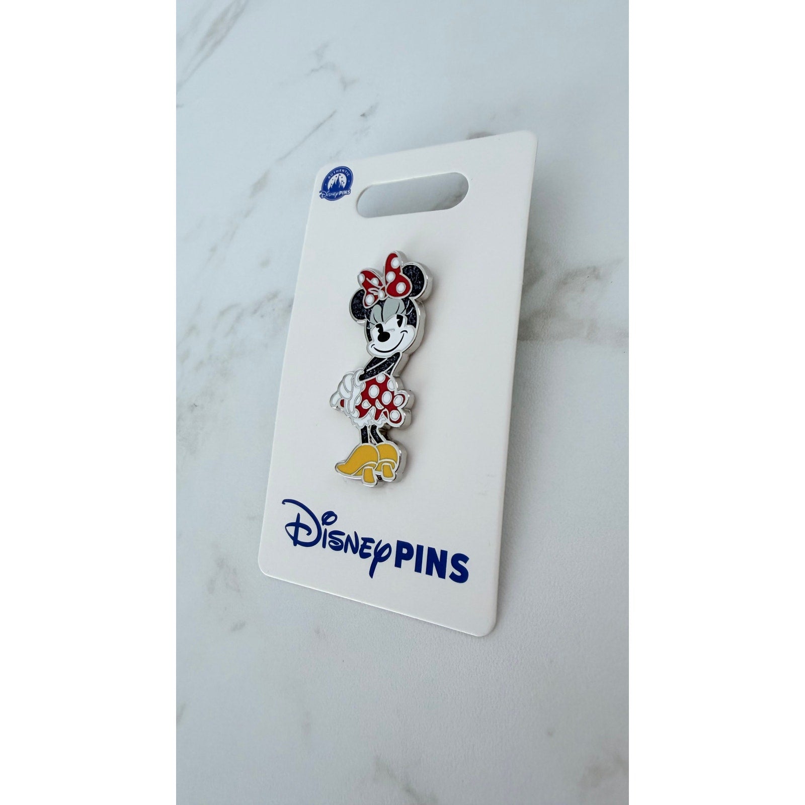Disney Parks Minnie Mouse Floating Hearts Glitter Pin