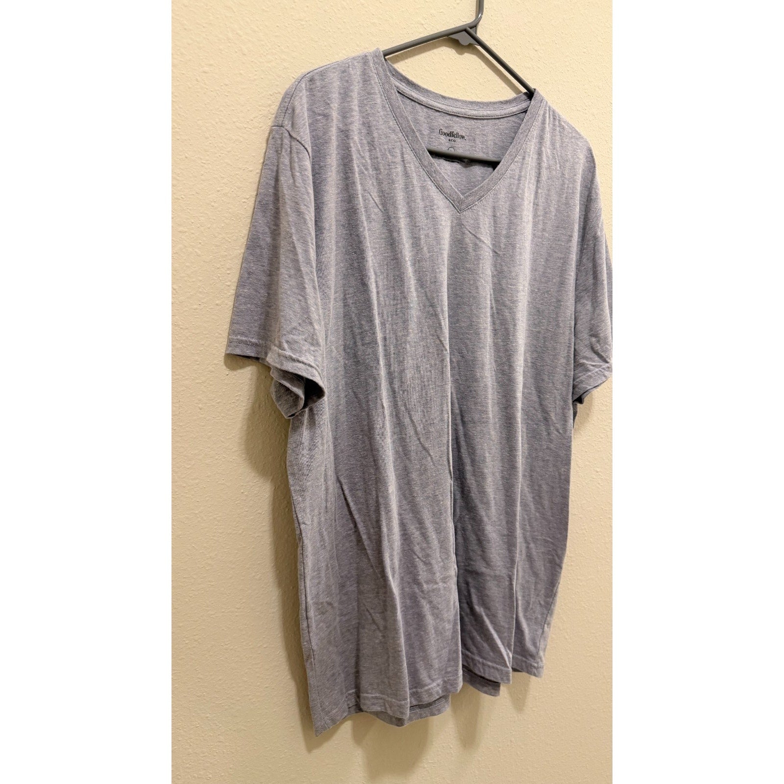 Goodfellow & Co Men's Gray V-Neck T-Shirt - XL - Midweight Jersey - Preowned