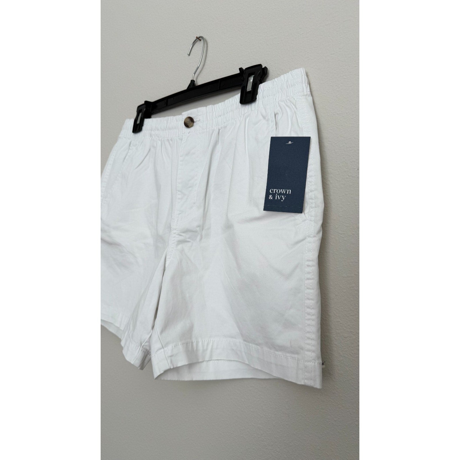 Crown & Ivy Men’s Motion Flex Shorts | White | Small (S) | 6” Inseam | NWT