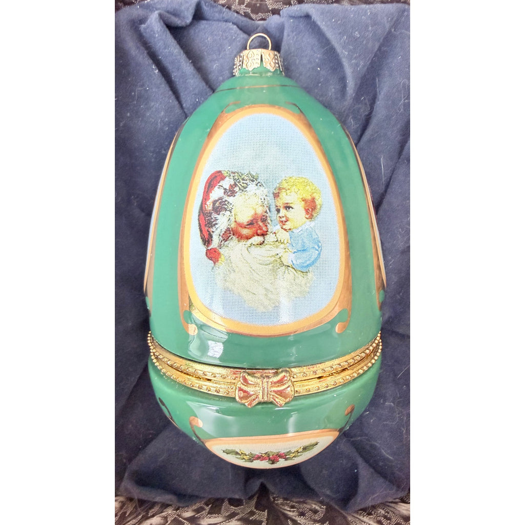 Mr. Christmas Valerie Parr Hill Musical Egg Ornament 2011 - Green