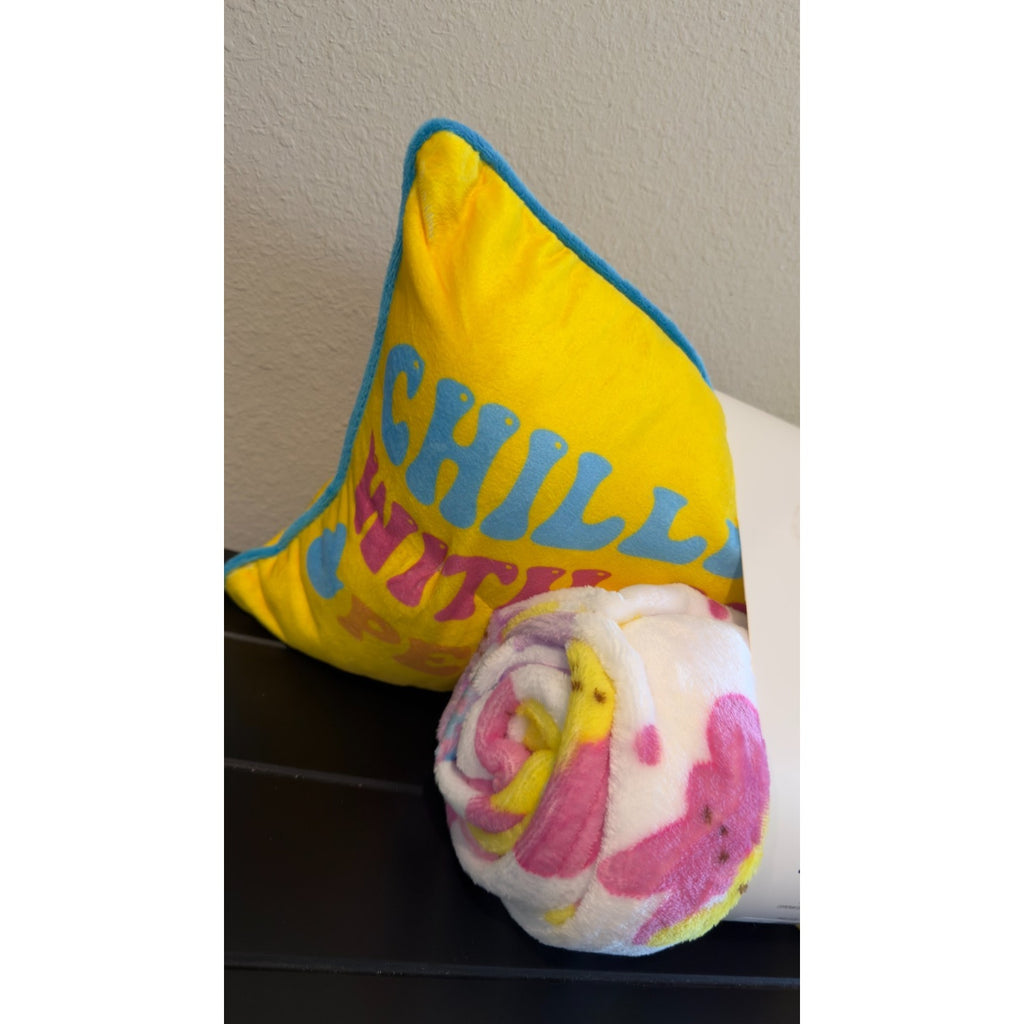 Peeps Yellow 2-Piece Plush Set — Throw & Pillow 50x60 - NEW