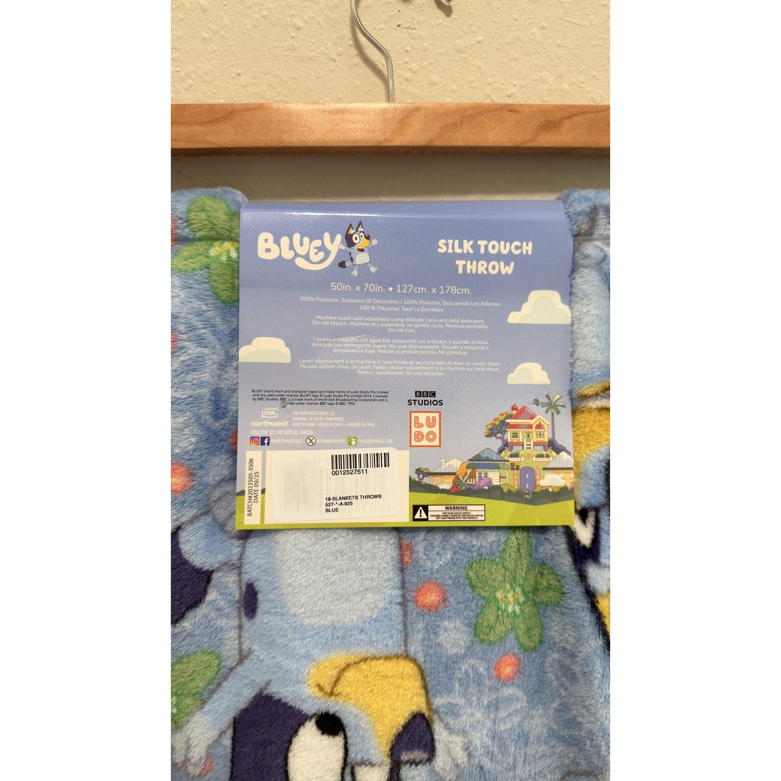 Bluey Silk Touch Throw Blanket 50x70 NWT Ultra Soft Ludo Studio