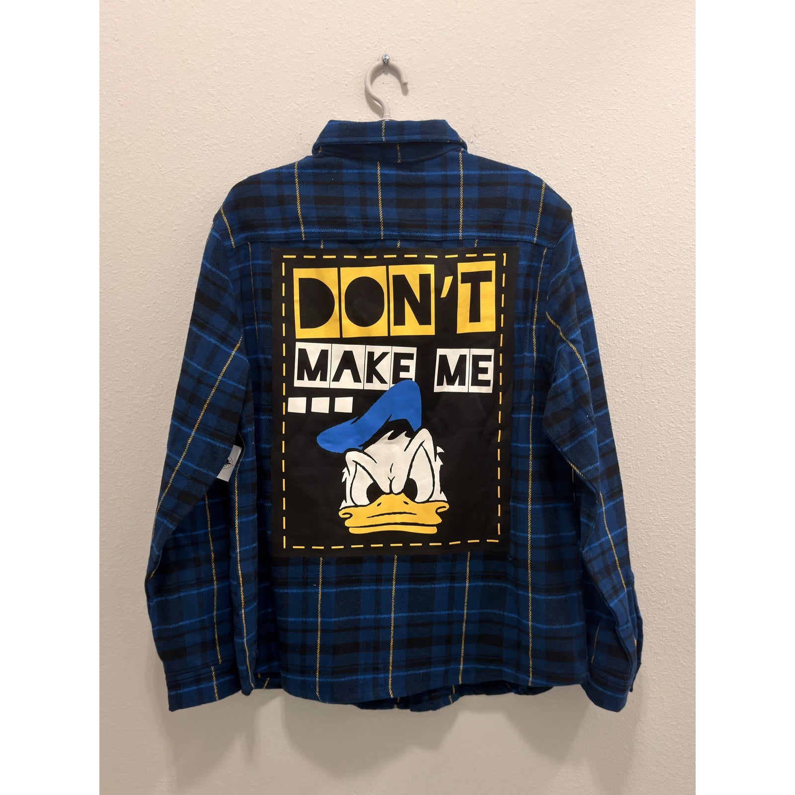 Disney Adult Shirt Donald Duck Plaid Flannel Shirt Large NWT