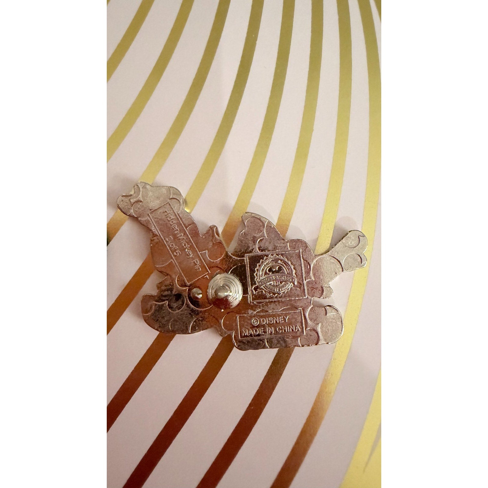 Disney Parks 2014 Hidden Mickey 3/5 Marie (Aristocats) Pin