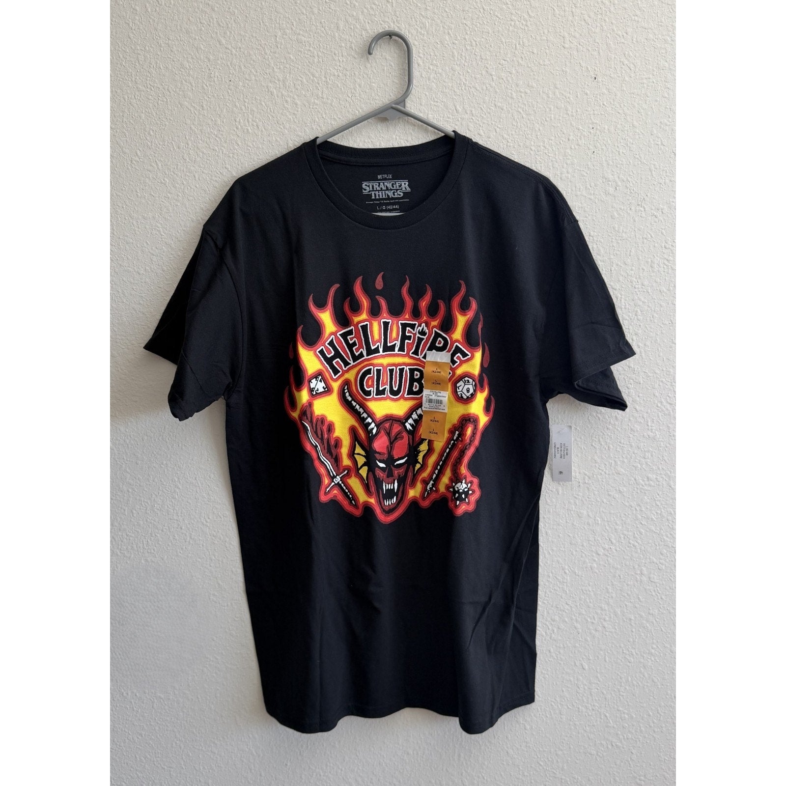 NWT Stranger Things Hellfire Club Men's Shirt - 100% Cotton - Large