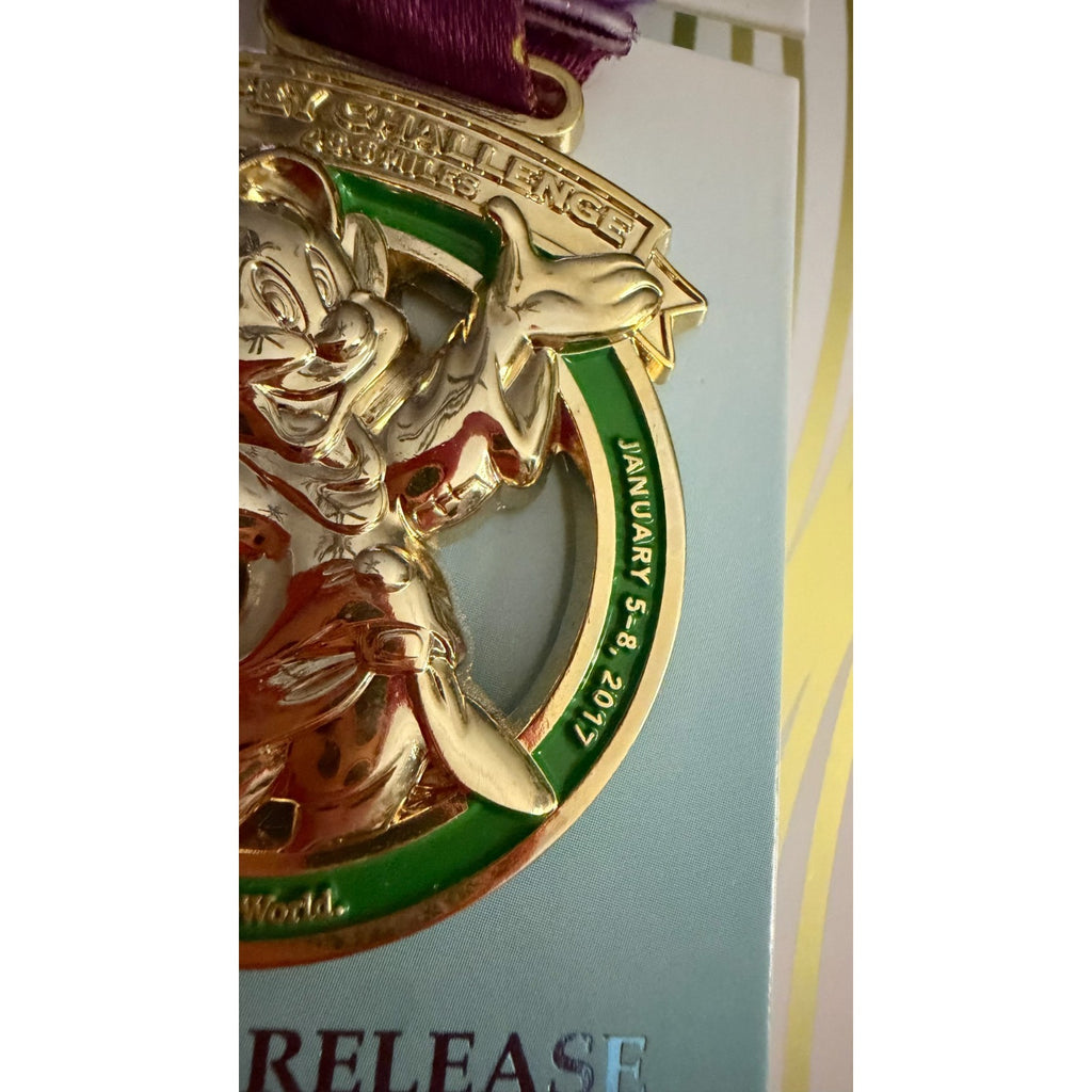 Disney Parks 2017 runDisney Marathon Weekend DOPEY CHALLENGE Medal Pin NEW
