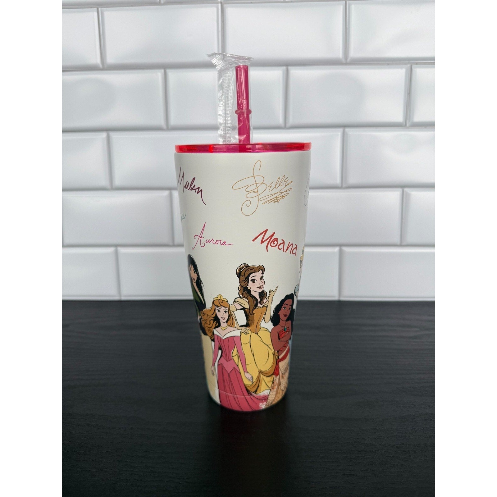 NEW Disney Princesses Signature 32oz Tumbler with Straw