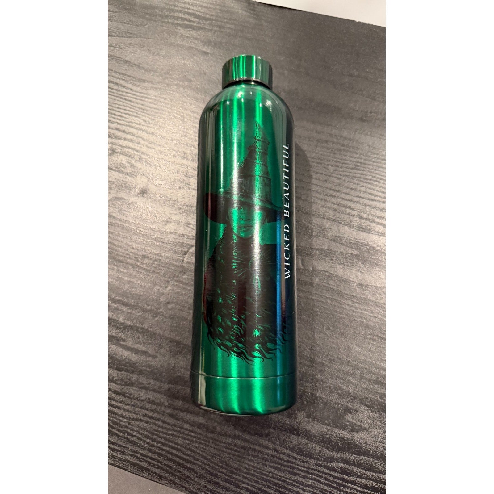 NEW Universal Studios Wicked Green Elphaba Tumbler Water Bottle