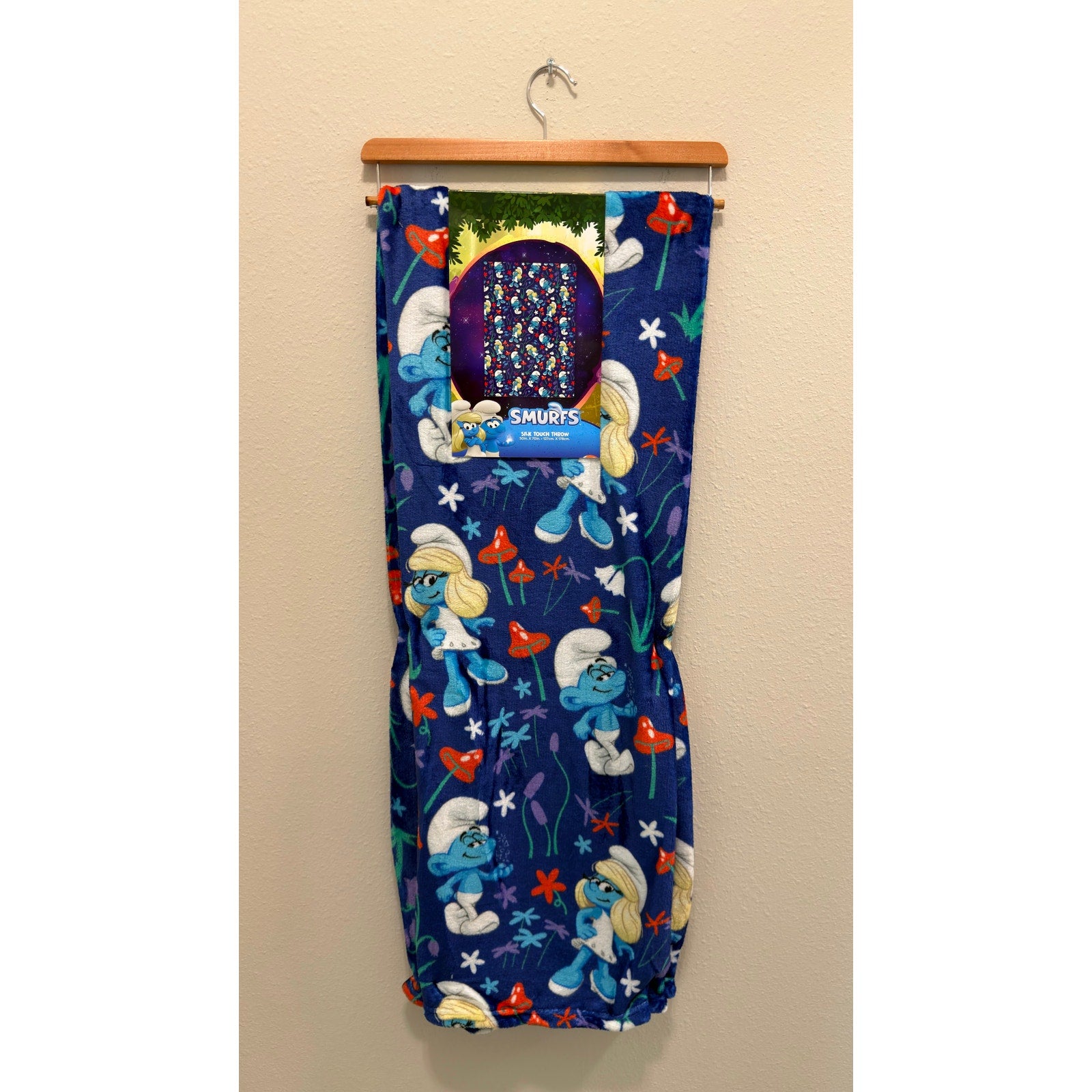 The Smurfs Silk Touch Throw Blanket – 50" x 70" – NWT