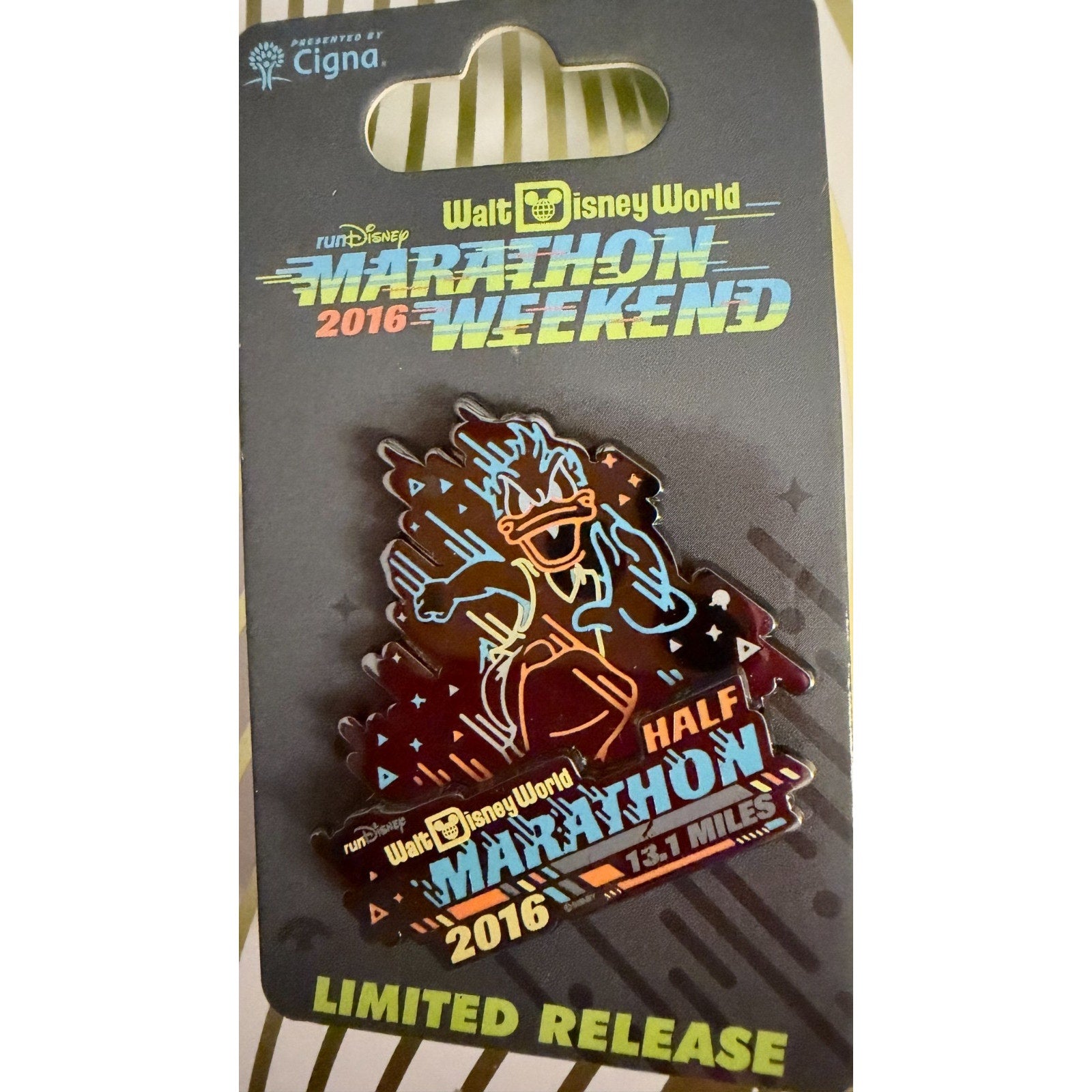 Disney Parks runDisney 2016 Marathon Weekend Donald Duck Half Marathon Pin