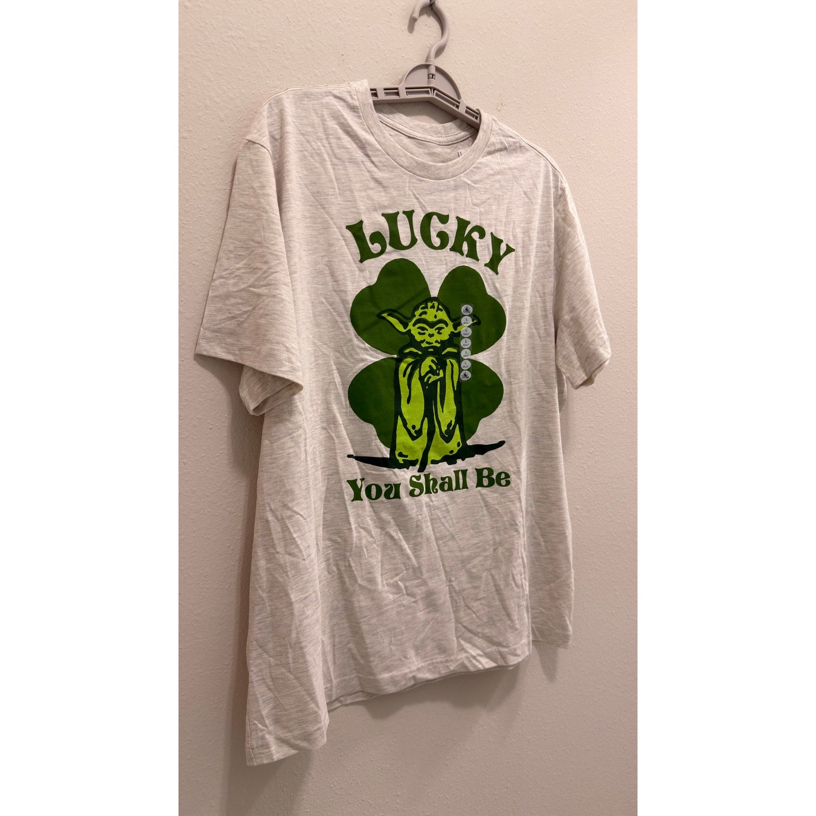 Disney Parks Yoda St. Patrick’s Day "Lucky You Shall Be" T-Shirt Adult Large NWT