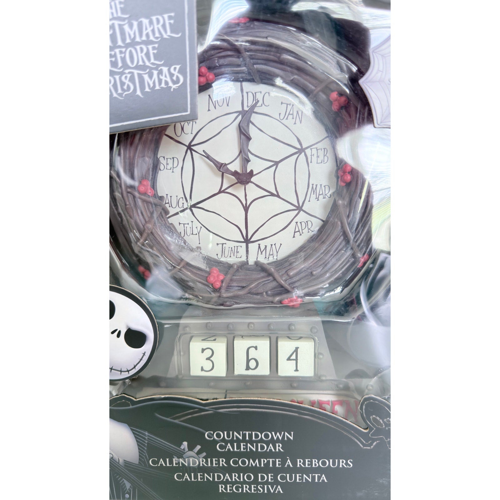 NEW Disney The Nightmare Before Christmas Light-Up Countdown Calendar Wreath