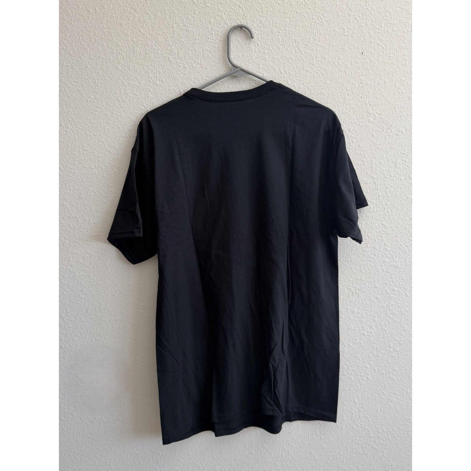 NWT Stranger Things Hellfire Club Men's Shirt - 100% Cotton - Large
