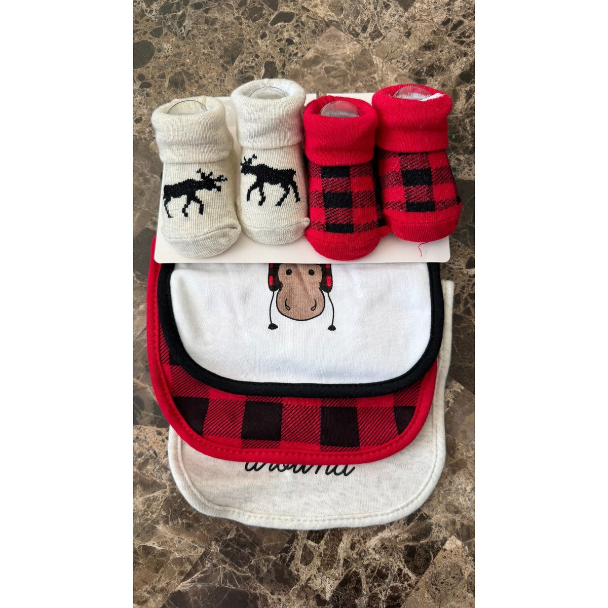 NEW Hudson Baby 5-Piece Bib and Sock Set - Winter Moose