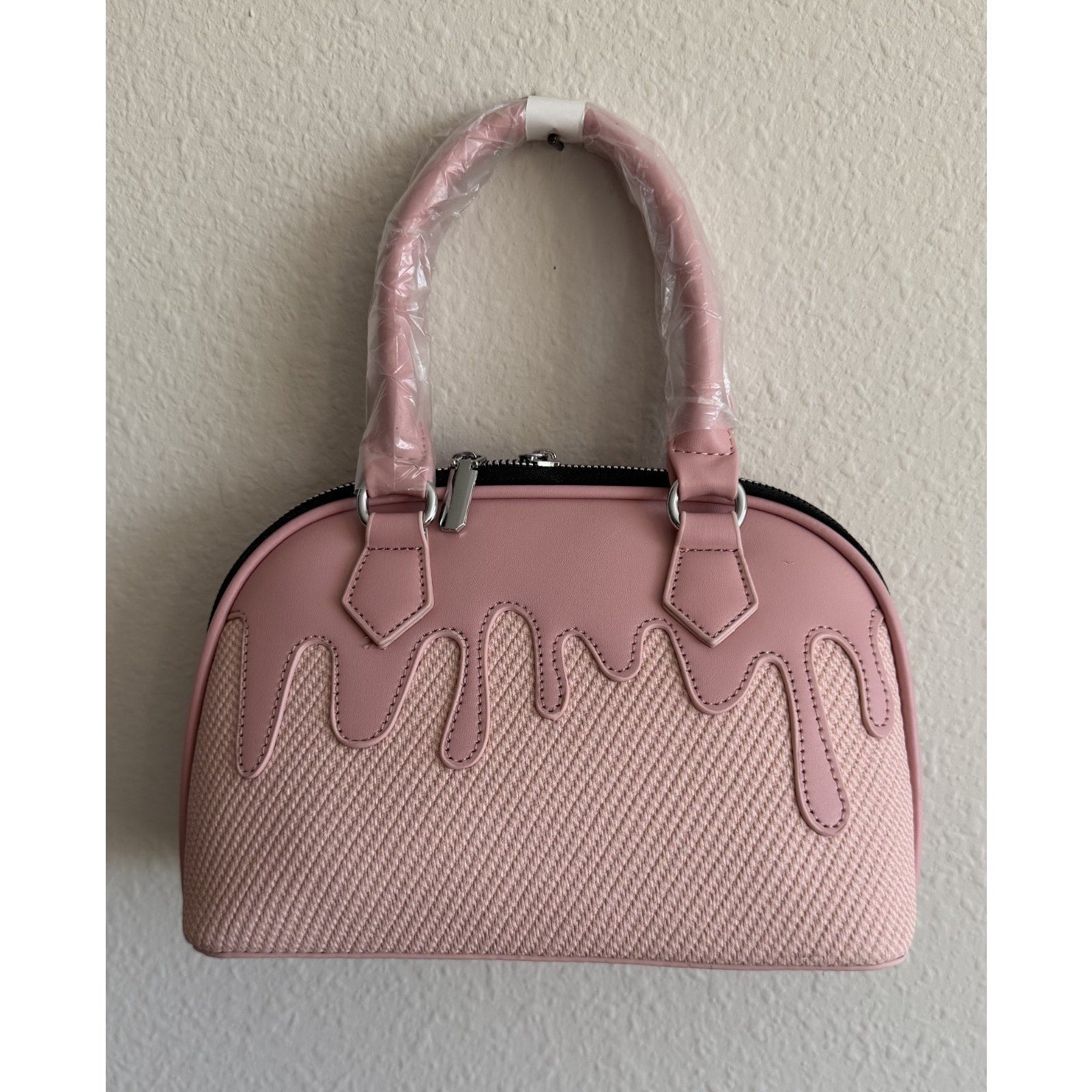 NEW Women’s Mini Quilted Crossbody Bag - Stylish Tote with Tassel