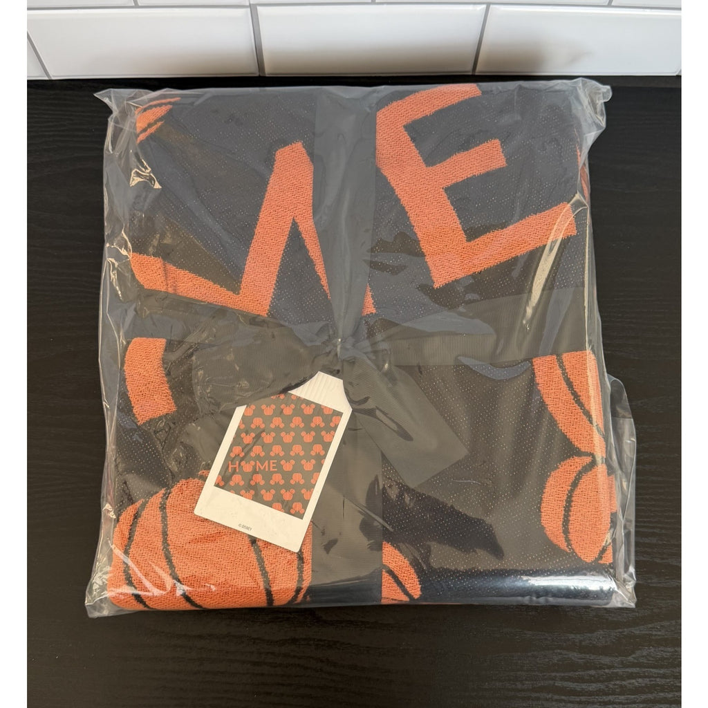 Disney Parks Mickey Halloween Home Pumpkin Throw 50x60 Blanket NEW