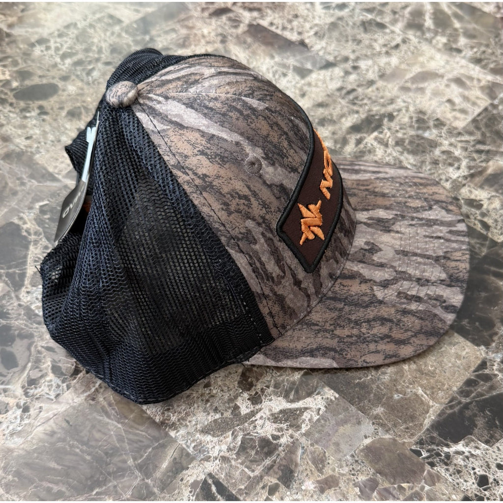 Nomad Mossy Oak Camo Snapback Hunting Trucker Cap NWT
