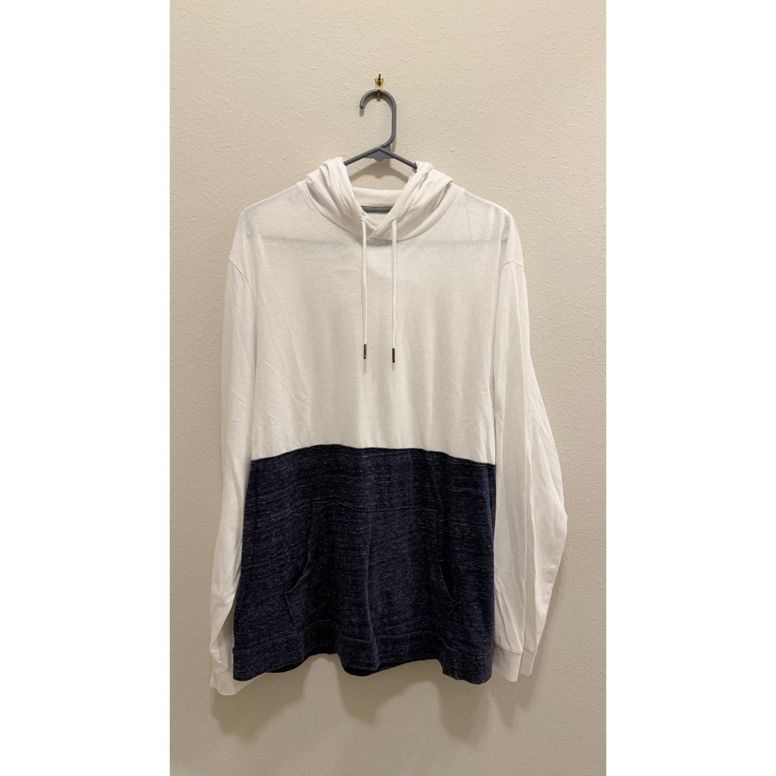 Adult Large Color Block Hoodie Long Sleeve Pullover - Kangaroo Pocket - Preowned