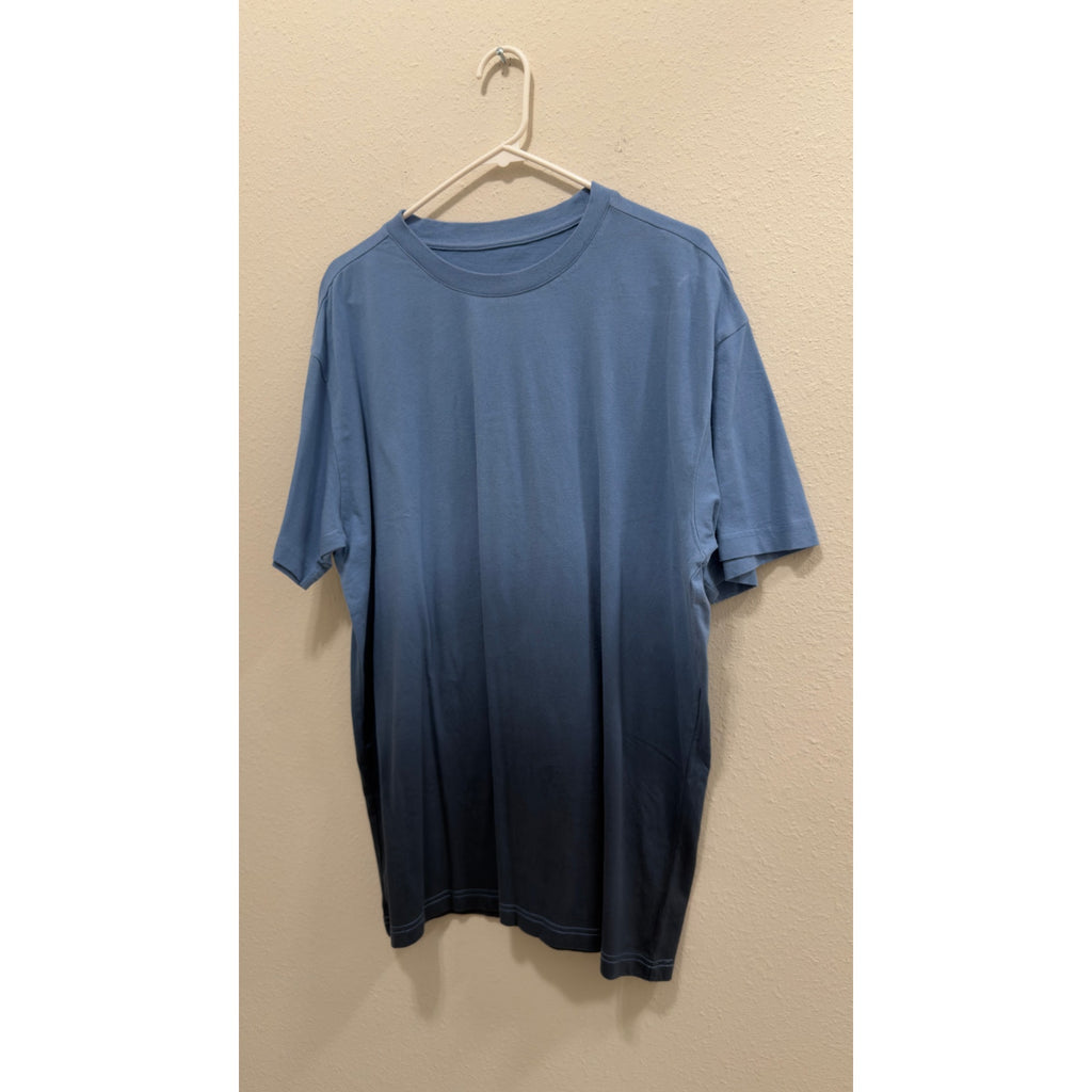 Original Use Men's Ombre Dip-Dye Short Sleeve T-Shirt Blue Size Large NWT