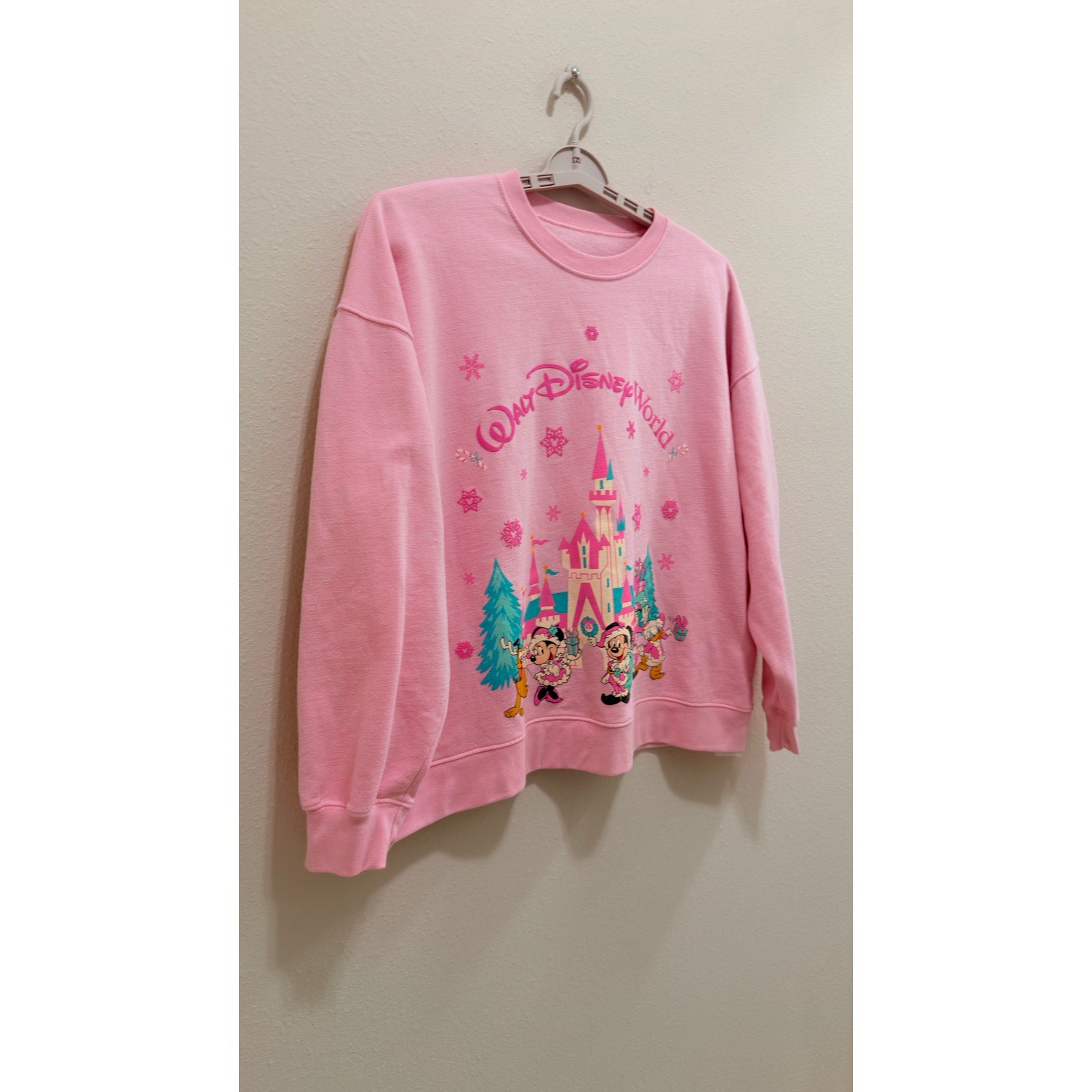 Disney Parks WDW Christmas Castle Crewneck Pullover – Large (READ)