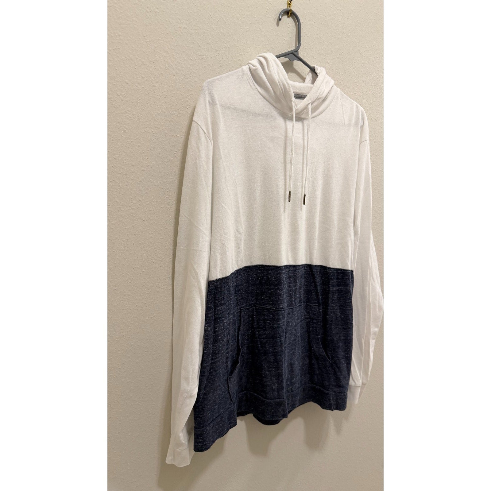 Adult Large Color Block Hoodie Long Sleeve Pullover - Kangaroo Pocket - Preowned