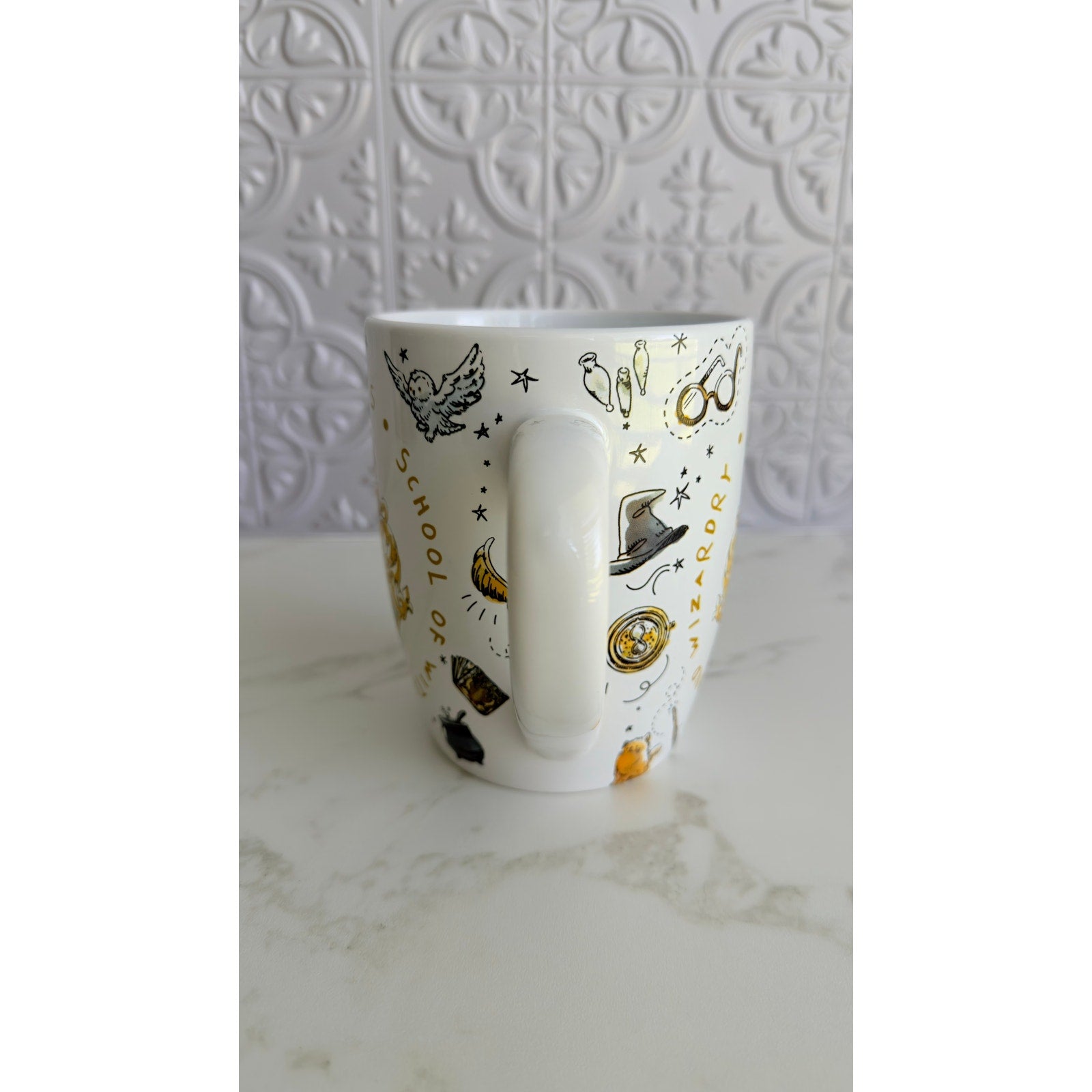 Harry Potter Hogwarts Crest Ceramic Coffee Mug 25oz Silver Buffalo New