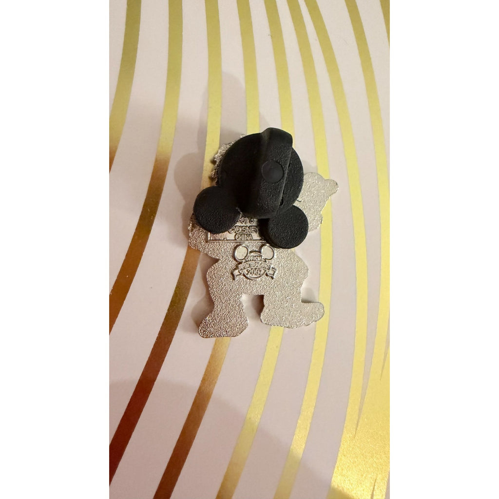 Disney Parks 2007 Hidden Mickey 3/3 Ghost Gus (Hitchhiking Ghost) Pin