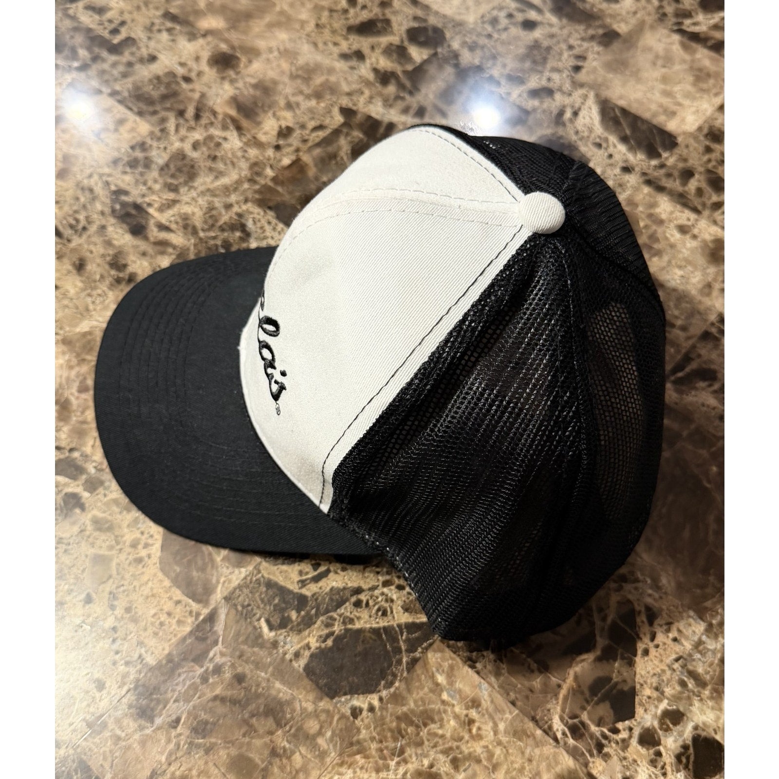 NWOT Cabela's Flex-Fit Mesh-Back Cap - Black/White