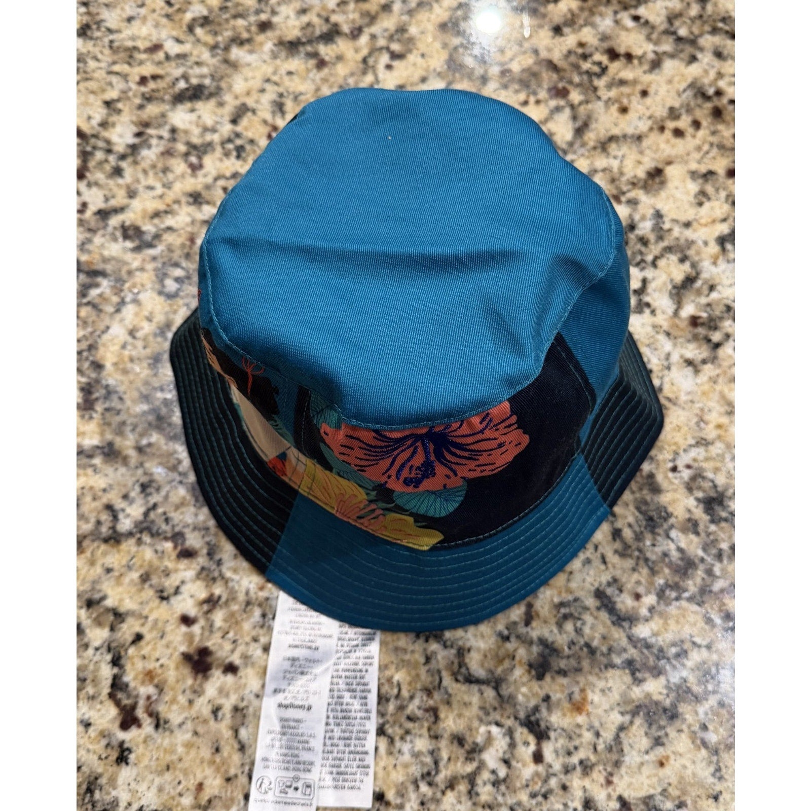 NEW Disney Encanto Bucket Hat for Adults - La Familia Madrigal