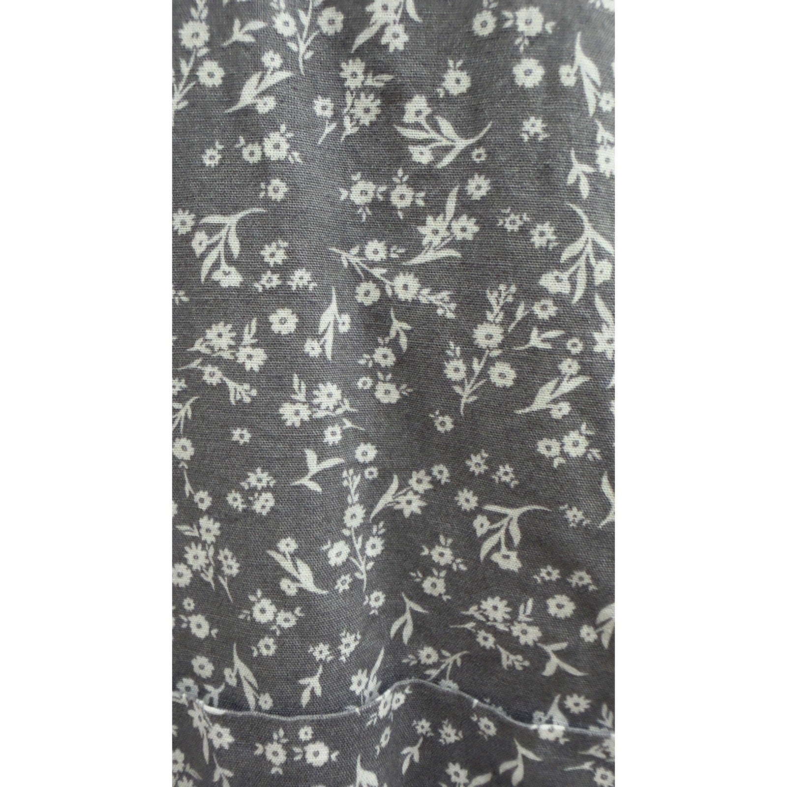 Old Navy Men's Everyday Short-Sleeve Cotton Button-Down Grey Floral Large