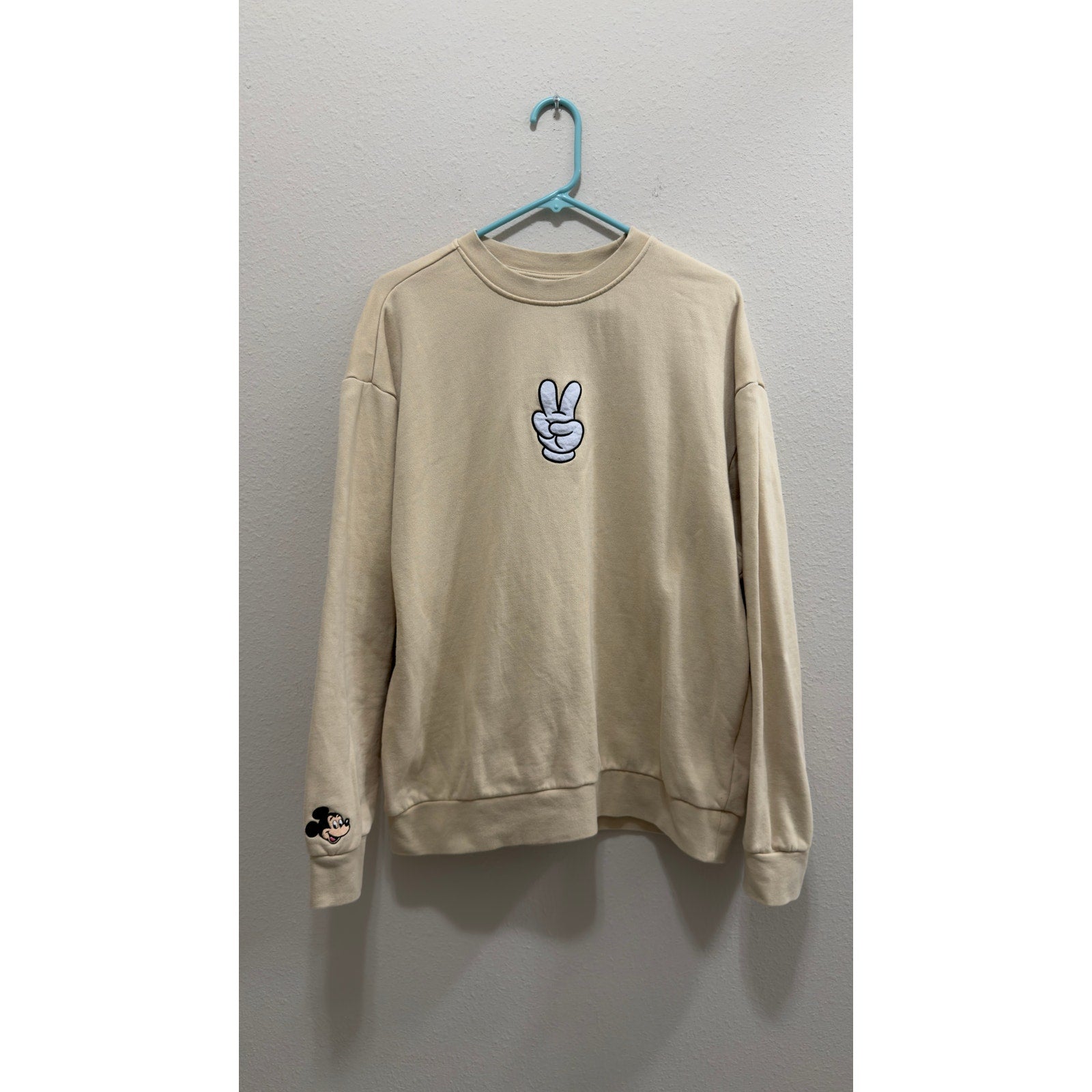 Disney Parks Mickey Mouse Peace Sign Beige Crewneck Sweatshirt Adult Large