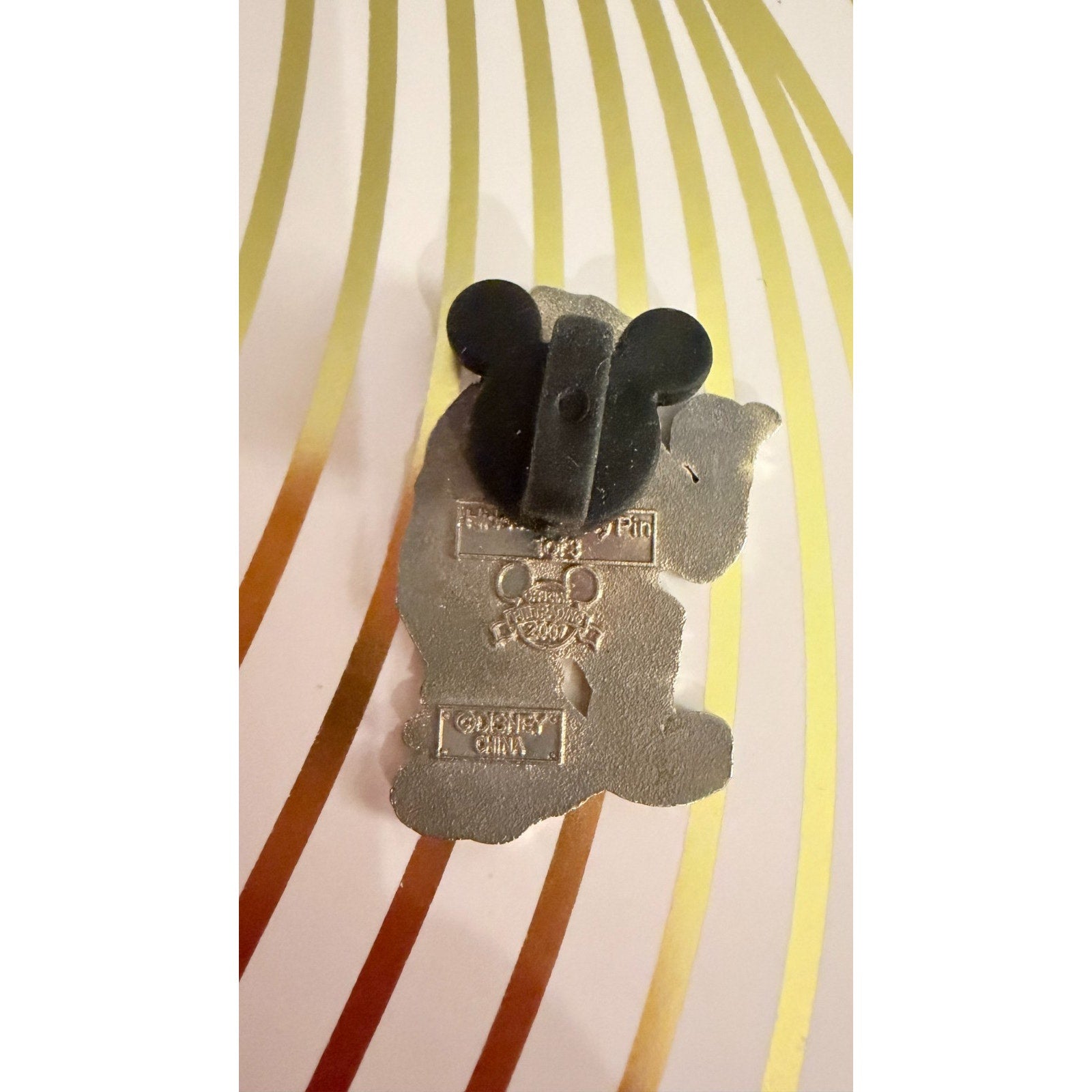 Disney Parks 2007 Hidden Mickey 1/3 Phineas Pock (Hitchhiking Ghost) Pin