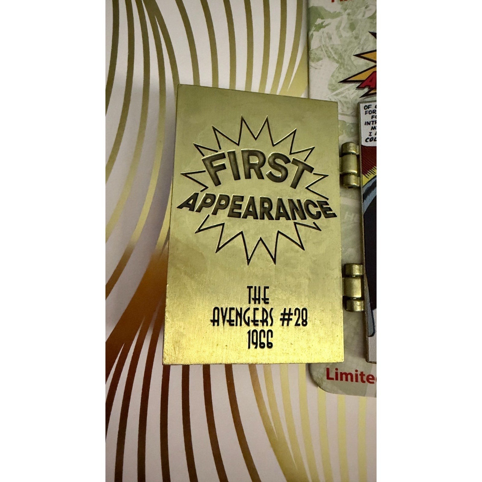 Disney MARVEL First Appearance GIANT-MAN Avengers #29 Limited Edition