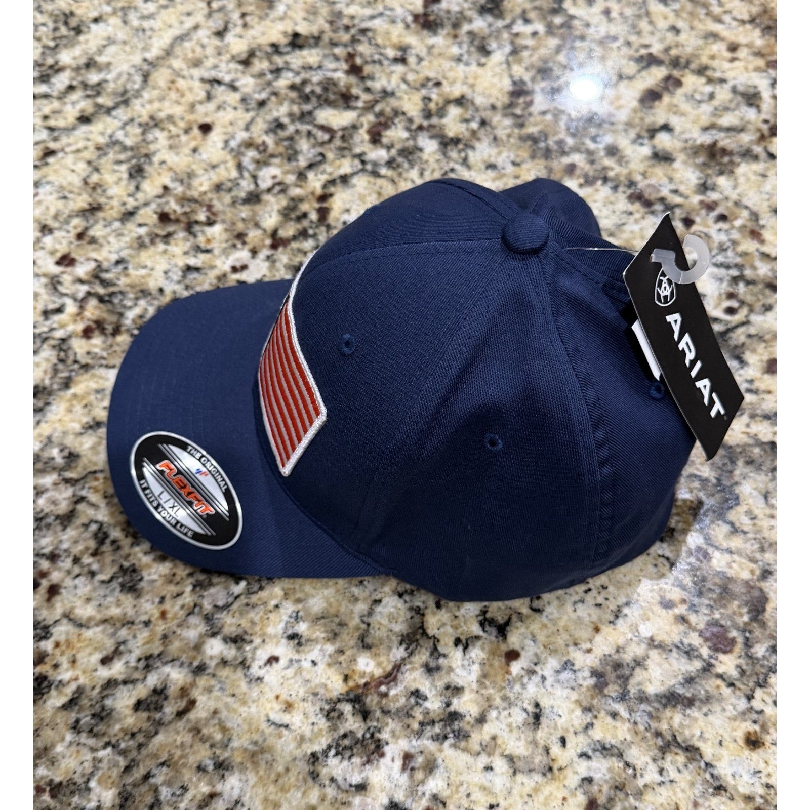 ARIAT Men's Navy Flexfit USA Shield Logo Cap NEW