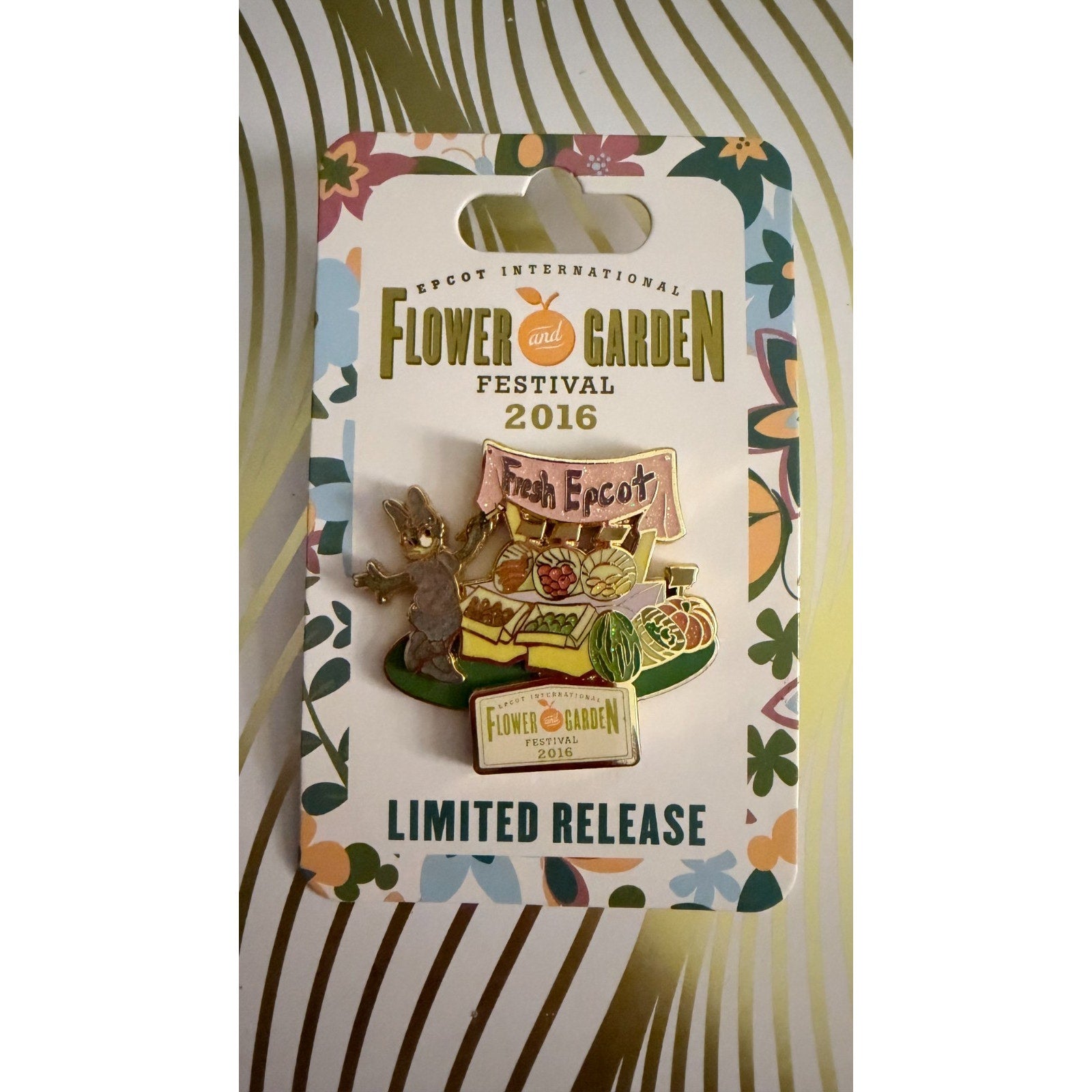 Disney Parks 2016 Epcot Flower & Garden Daisy Duck "Fresh EPCOT" Pin
